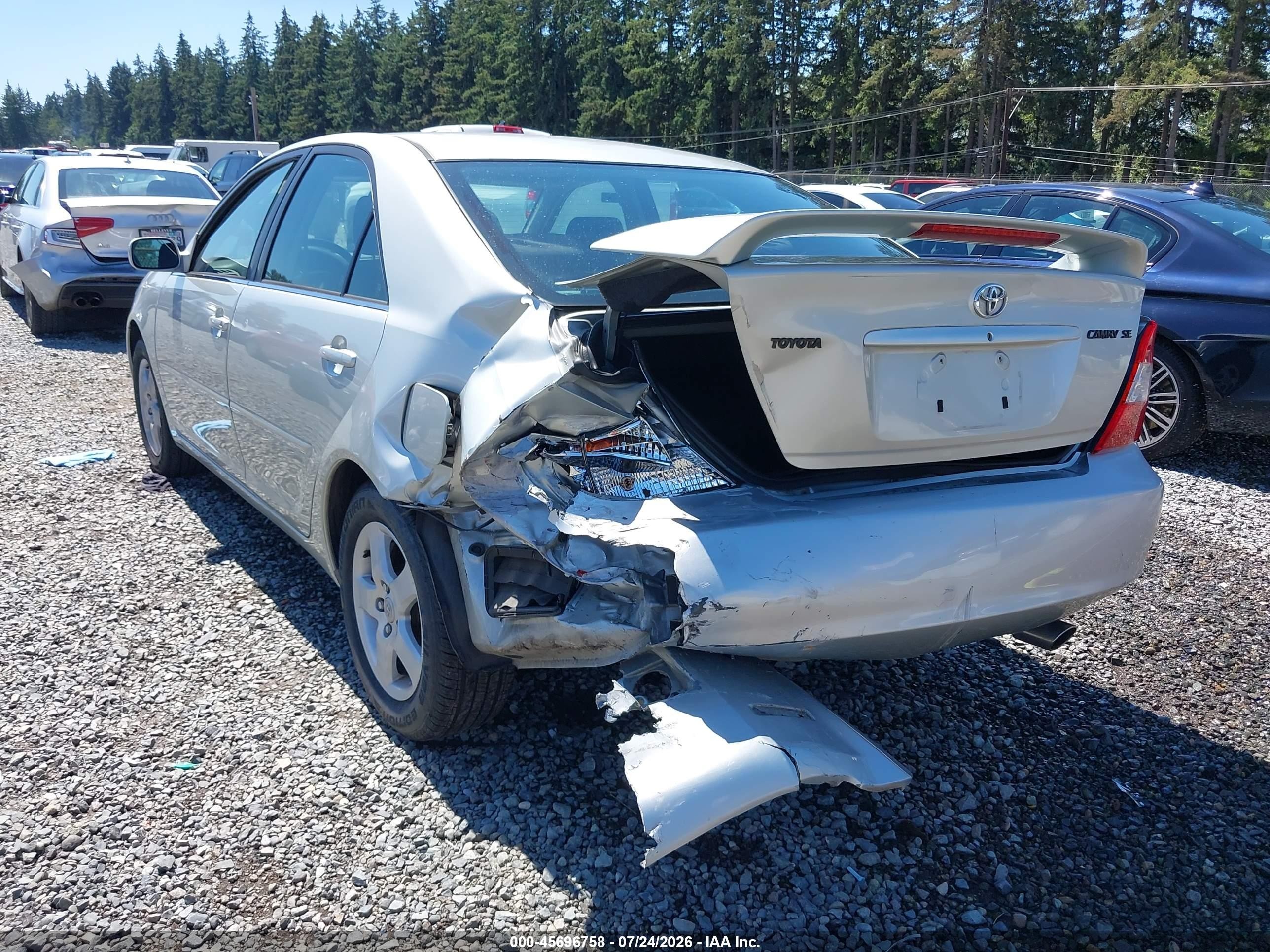 2002 Toyota Camry Se Silver vin: JTDBE32K020069946