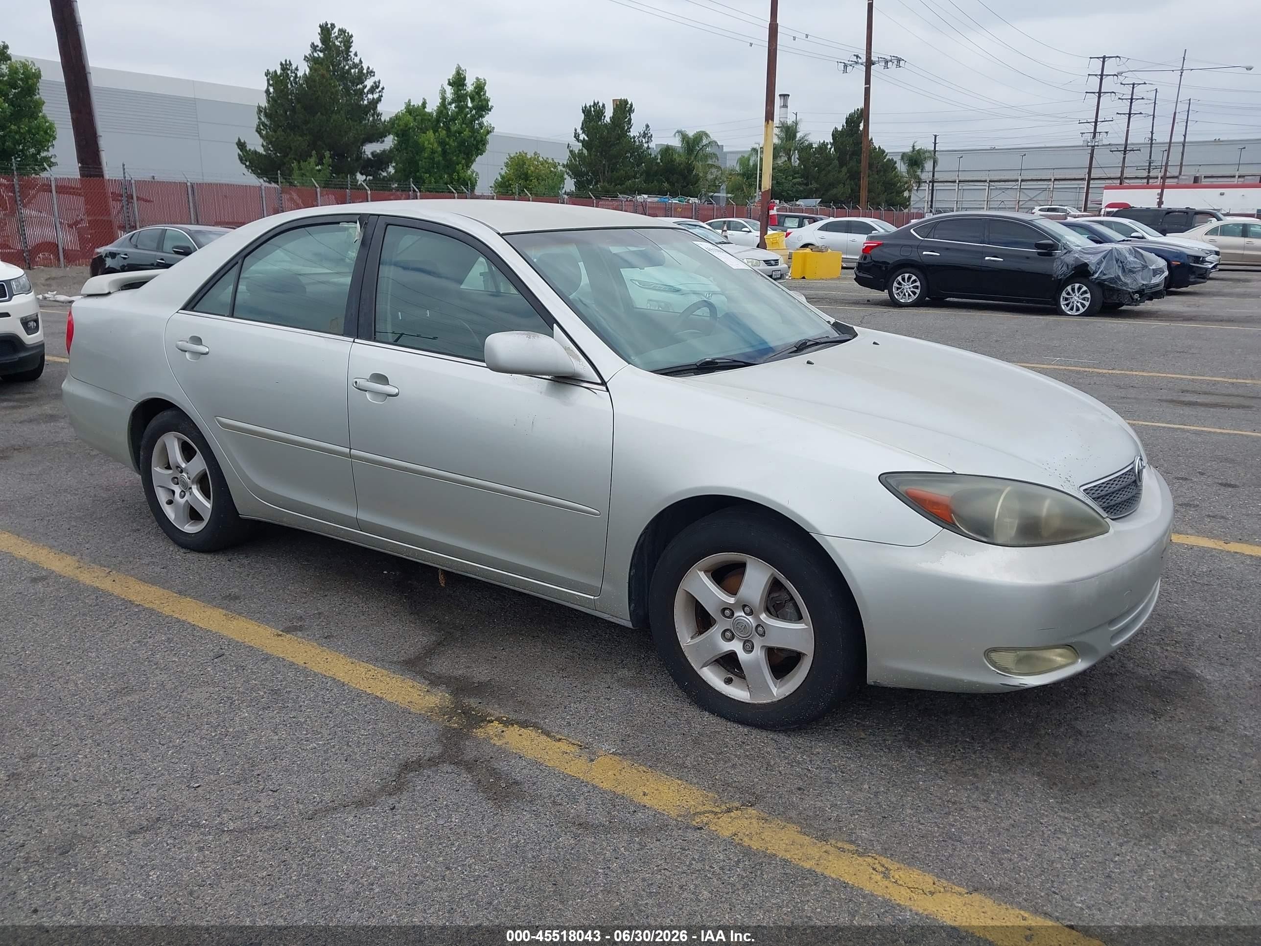 2003 Toyota Camry Se Серебряный vin: JTDBE32K030149975