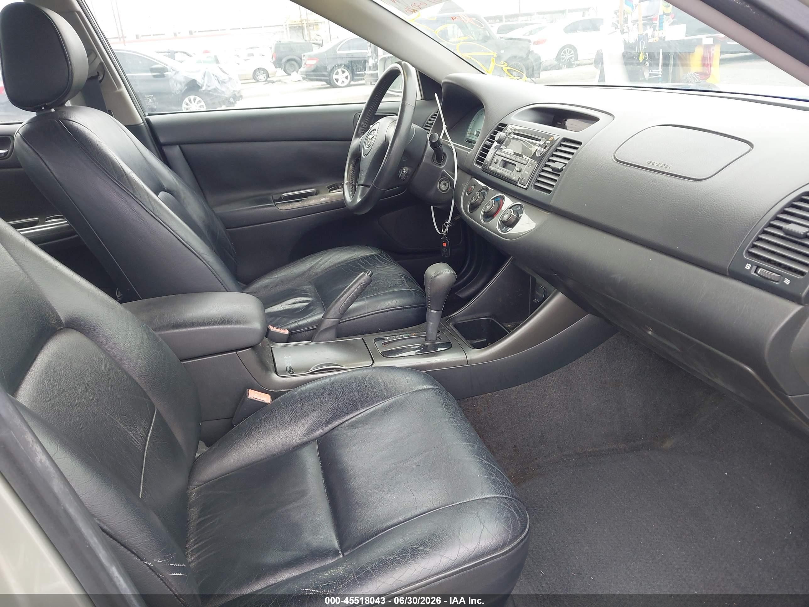 2003 Toyota Camry Se Серебряный vin: JTDBE32K030149975