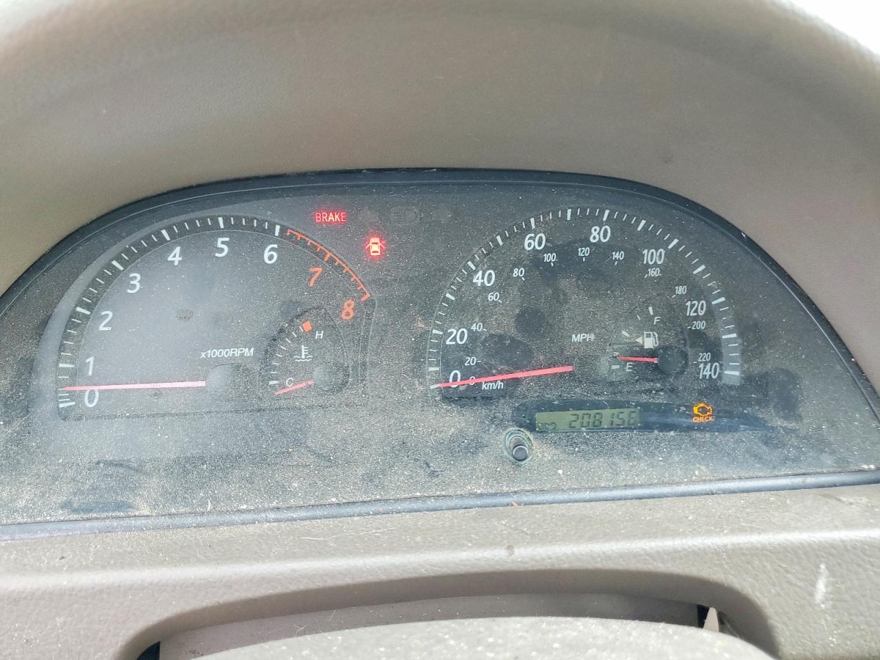 2003 Toyota Camry Le Tan vin: JTDBE32K030193863