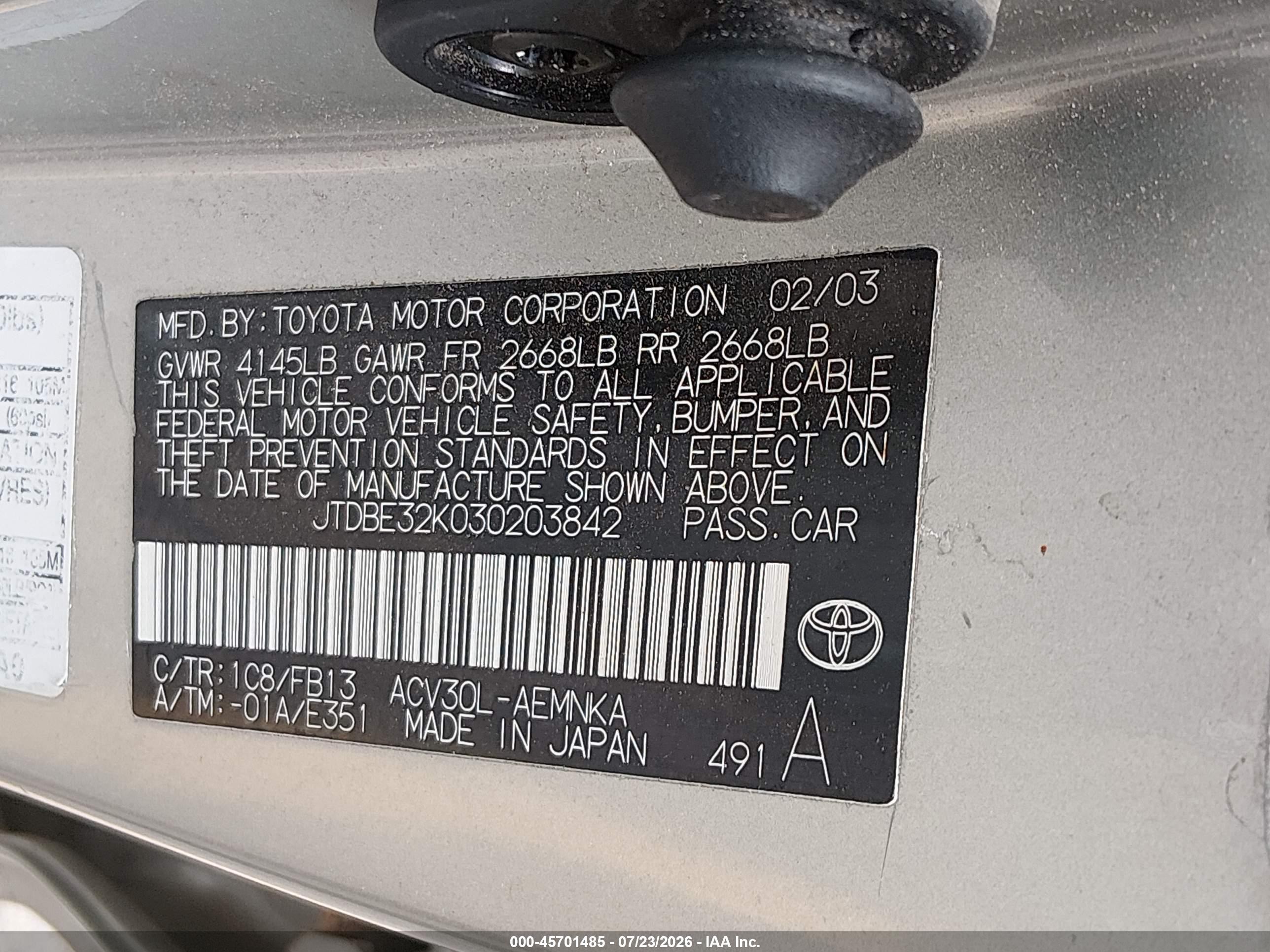 2003 Toyota Camry Le Gray vin: JTDBE32K030203842