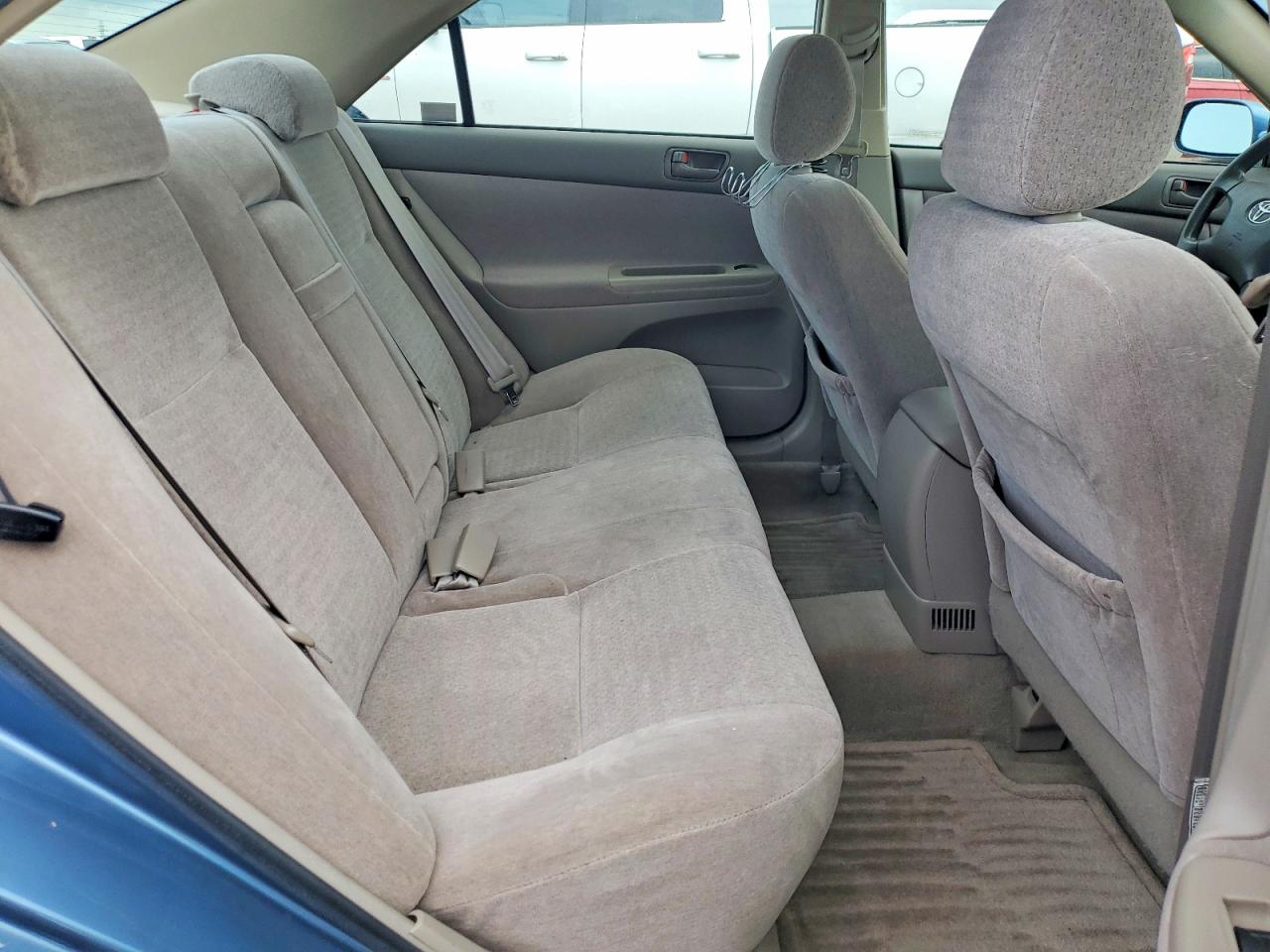 2004 Toyota Camray Синий vin: JTDBE32K040271754