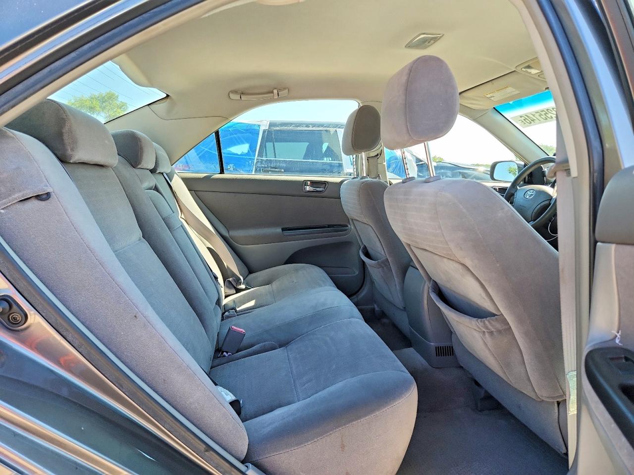 2006 Toyota Camry Standard Серый vin: JTDBE32K063049457