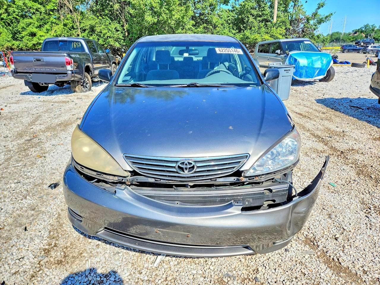 2006 Toyota Camry Standard Серый vin: JTDBE32K063049457