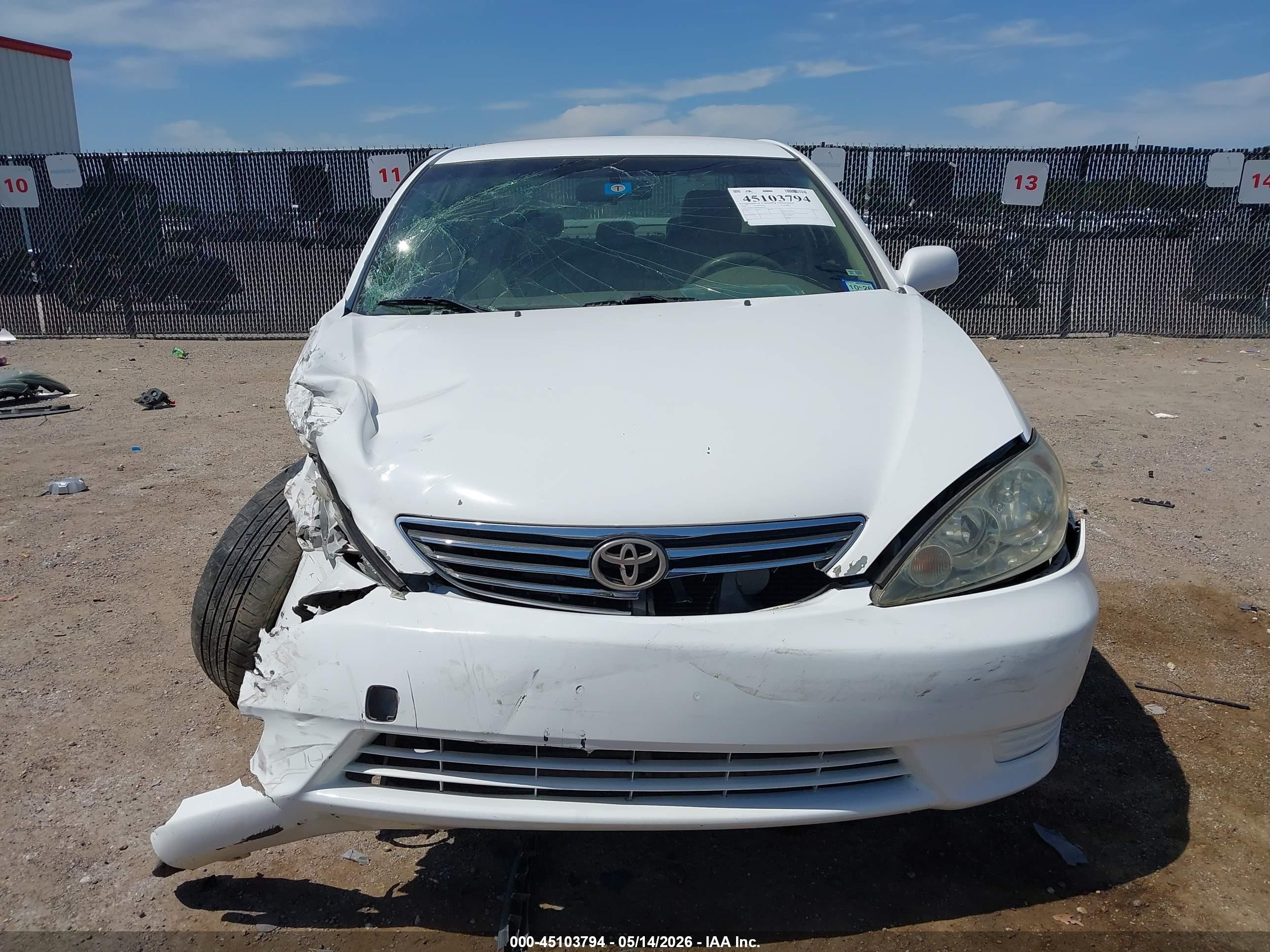 2006 Toyota Camry Le White vin: JTDBE32K063049975