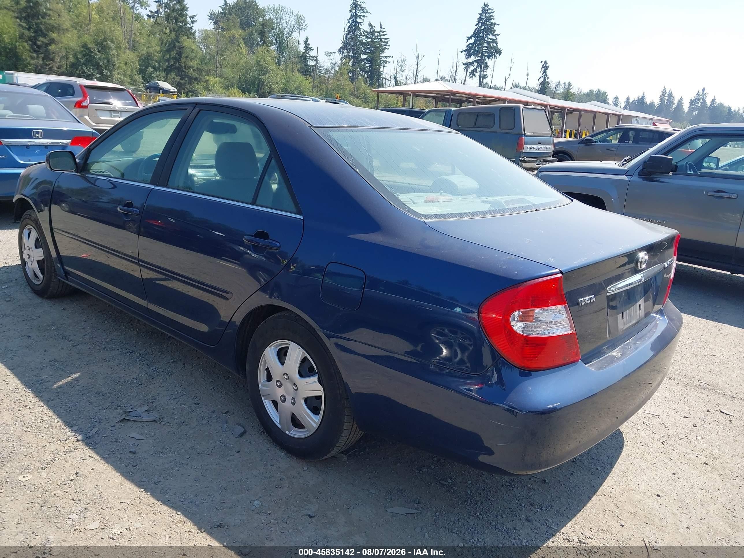 2003 Toyota Camry Le Синий vin: JTDBE32K130165330