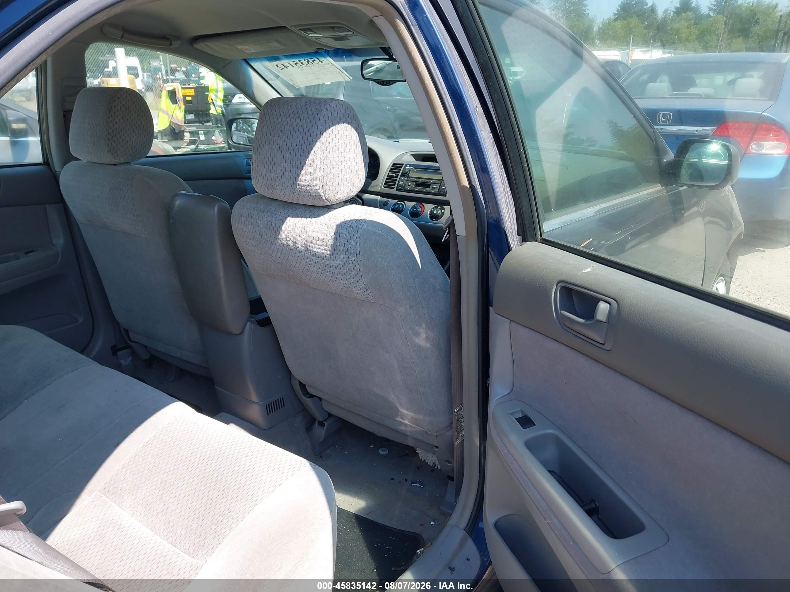 2003 Toyota Camry Le Синий vin: JTDBE32K130165330