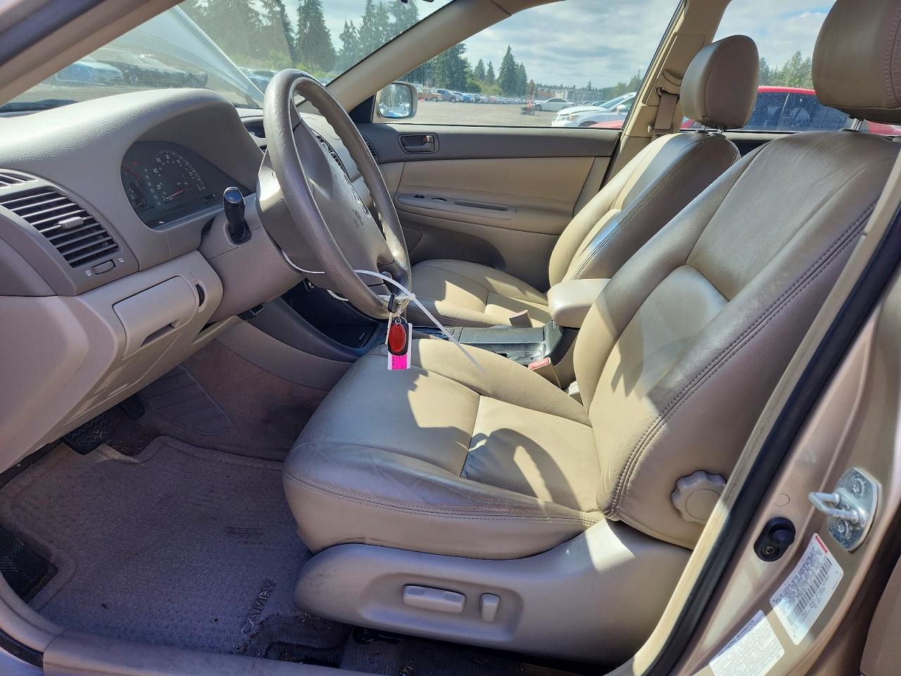 2003 Toyota Camry Le Beige vin: JTDBE32K130181138