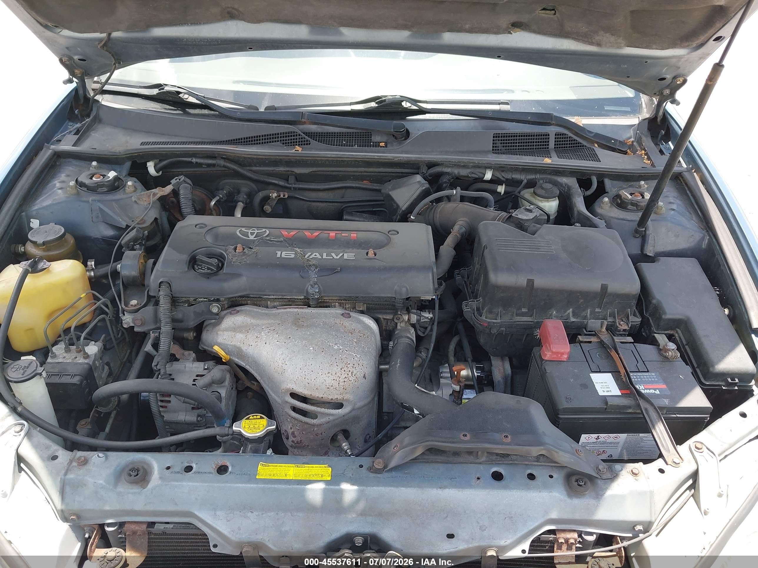 2002 Toyota Camry Le Blue vin: JTDBE32K220109797
