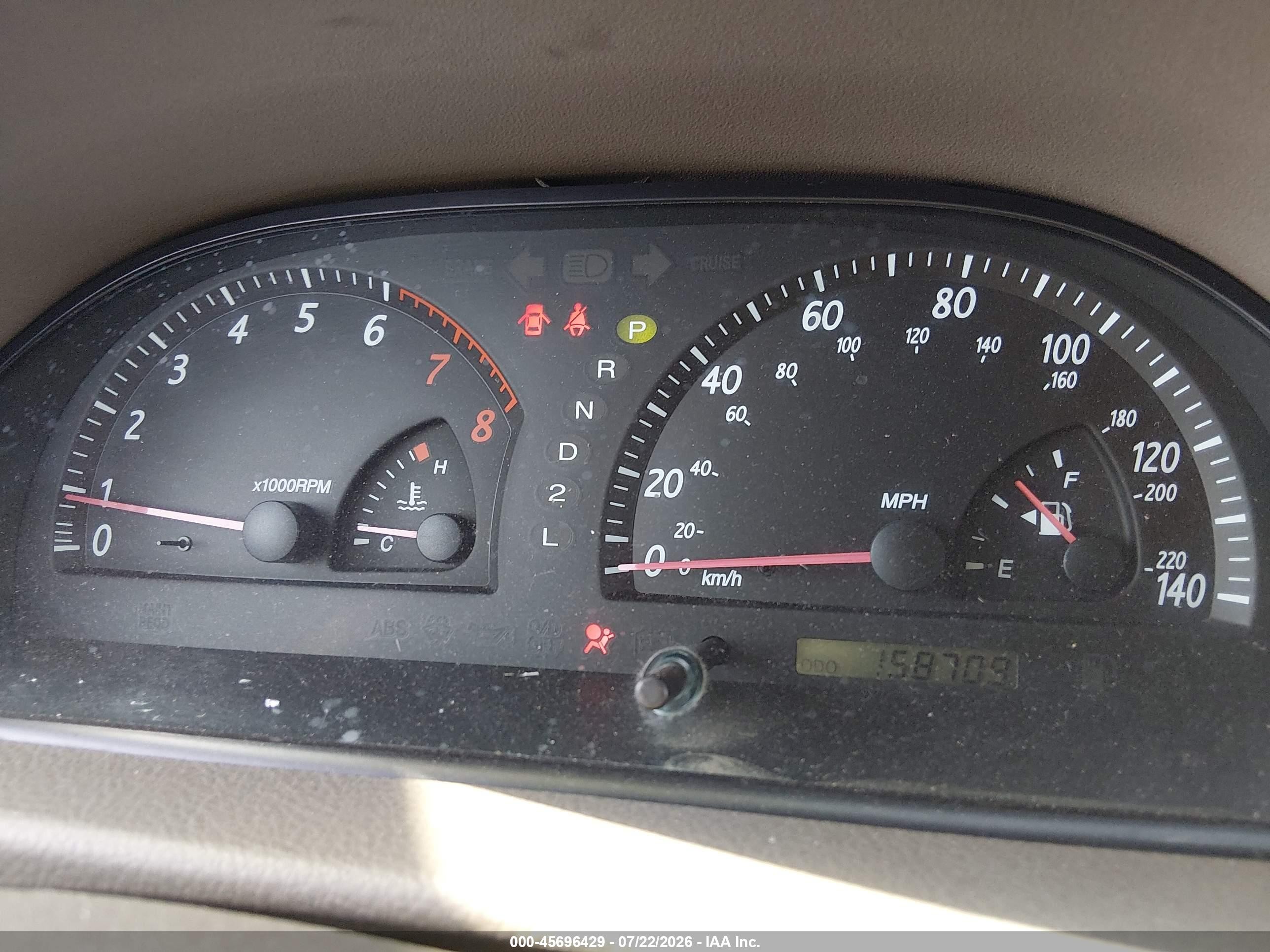 2003 Toyota Camry Le Green vin: JTDBE32K230183657