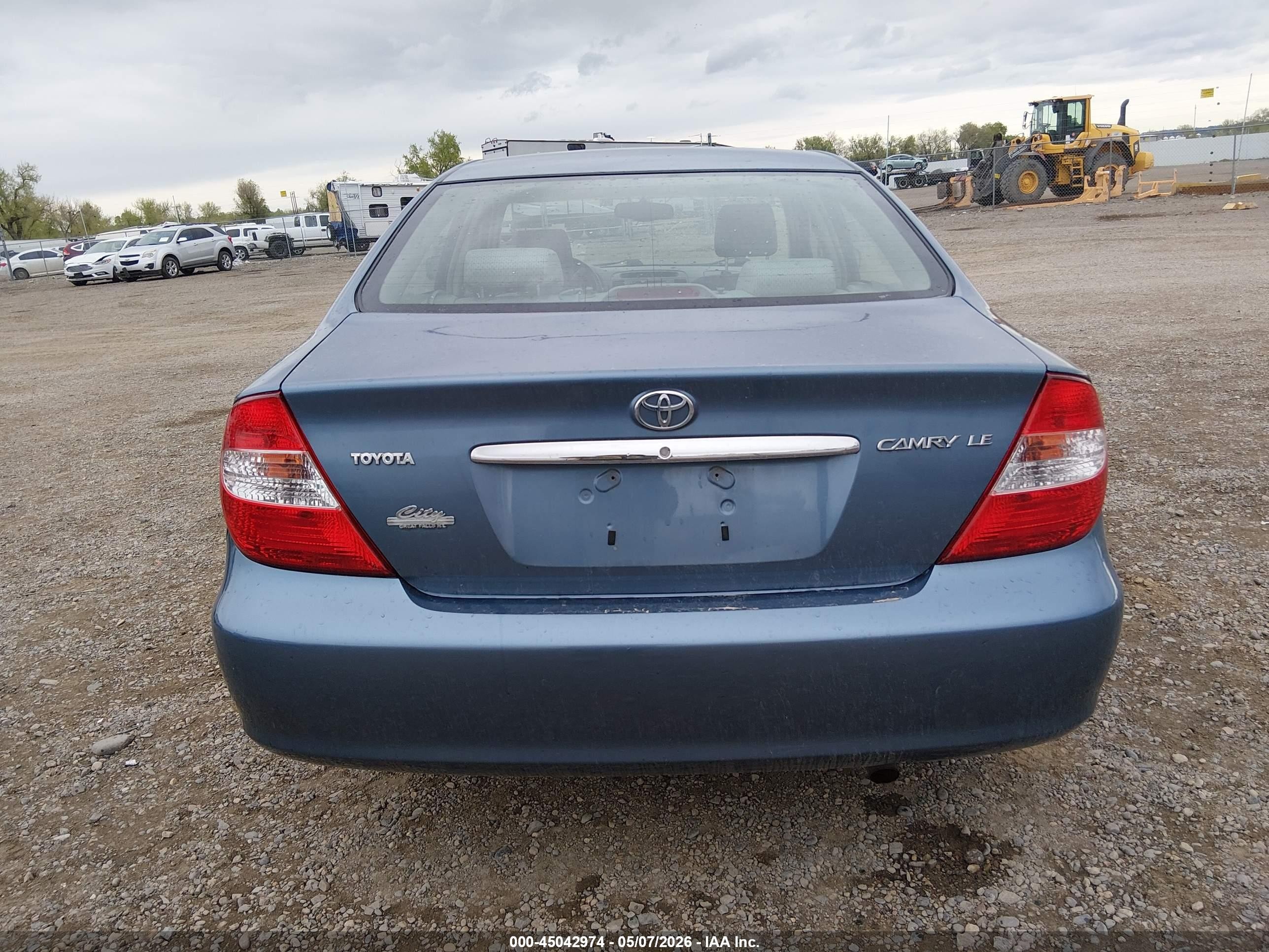 2003 Toyota Camry Le Light Blue vin: JTDBE32K330169685