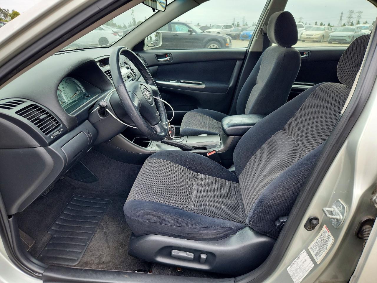 2002 Toyota Camry Se Серебряный vin: JTDBE32K420003741