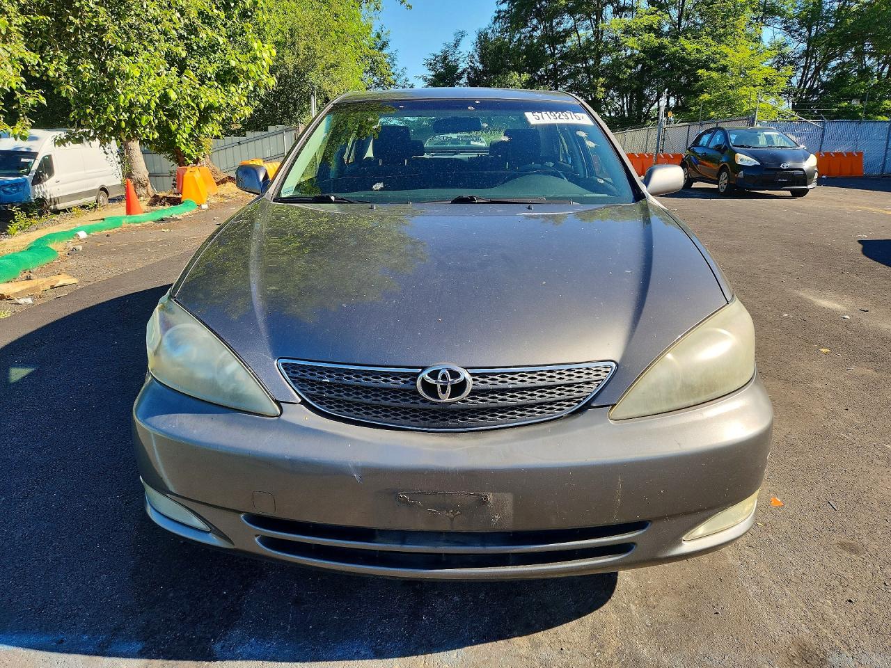 2002 Toyota Camry Se Gray vin: JTDBE32K420028428