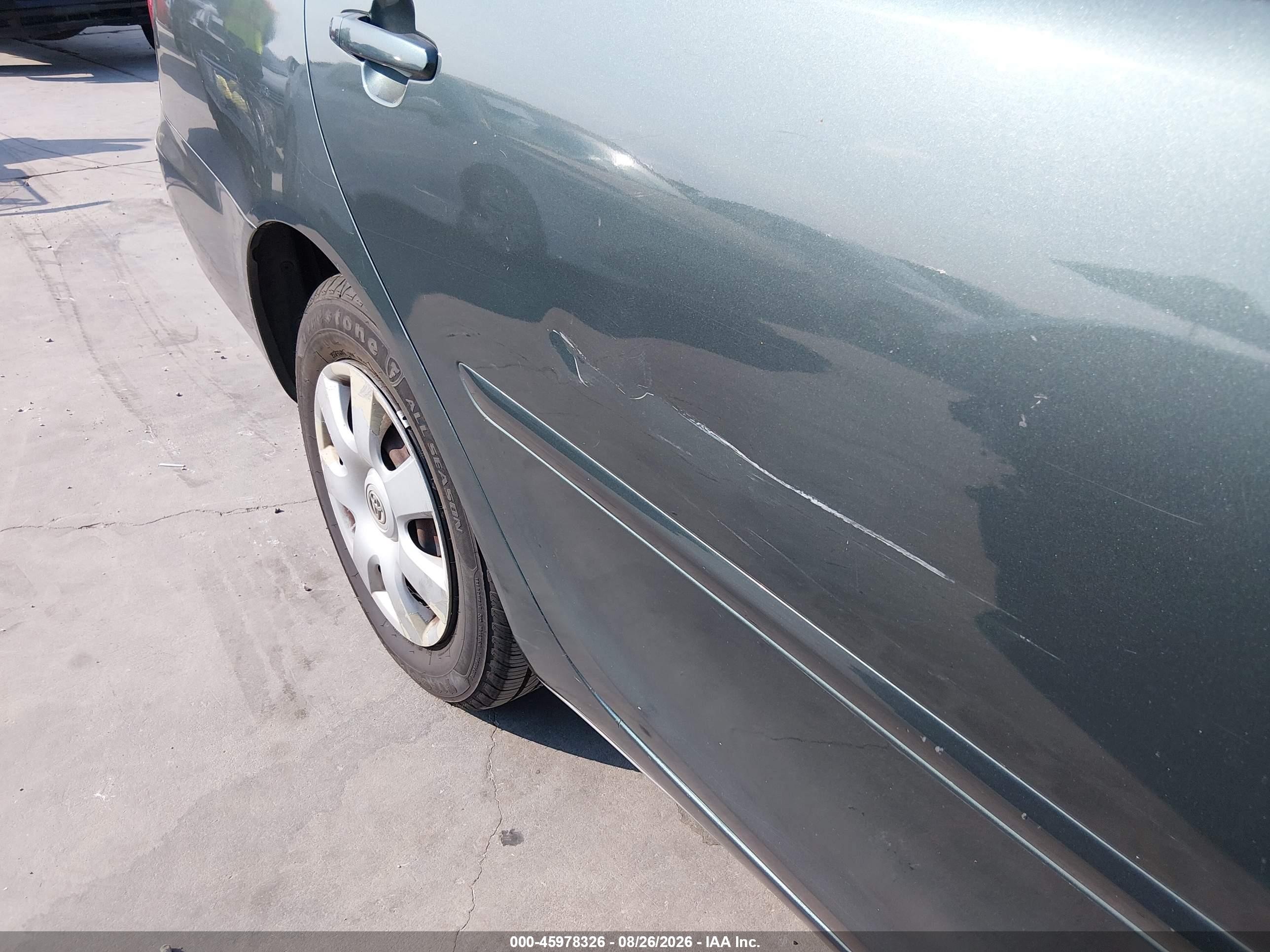 2002 Toyota Camry Le Green vin: JTDBE32K420079685