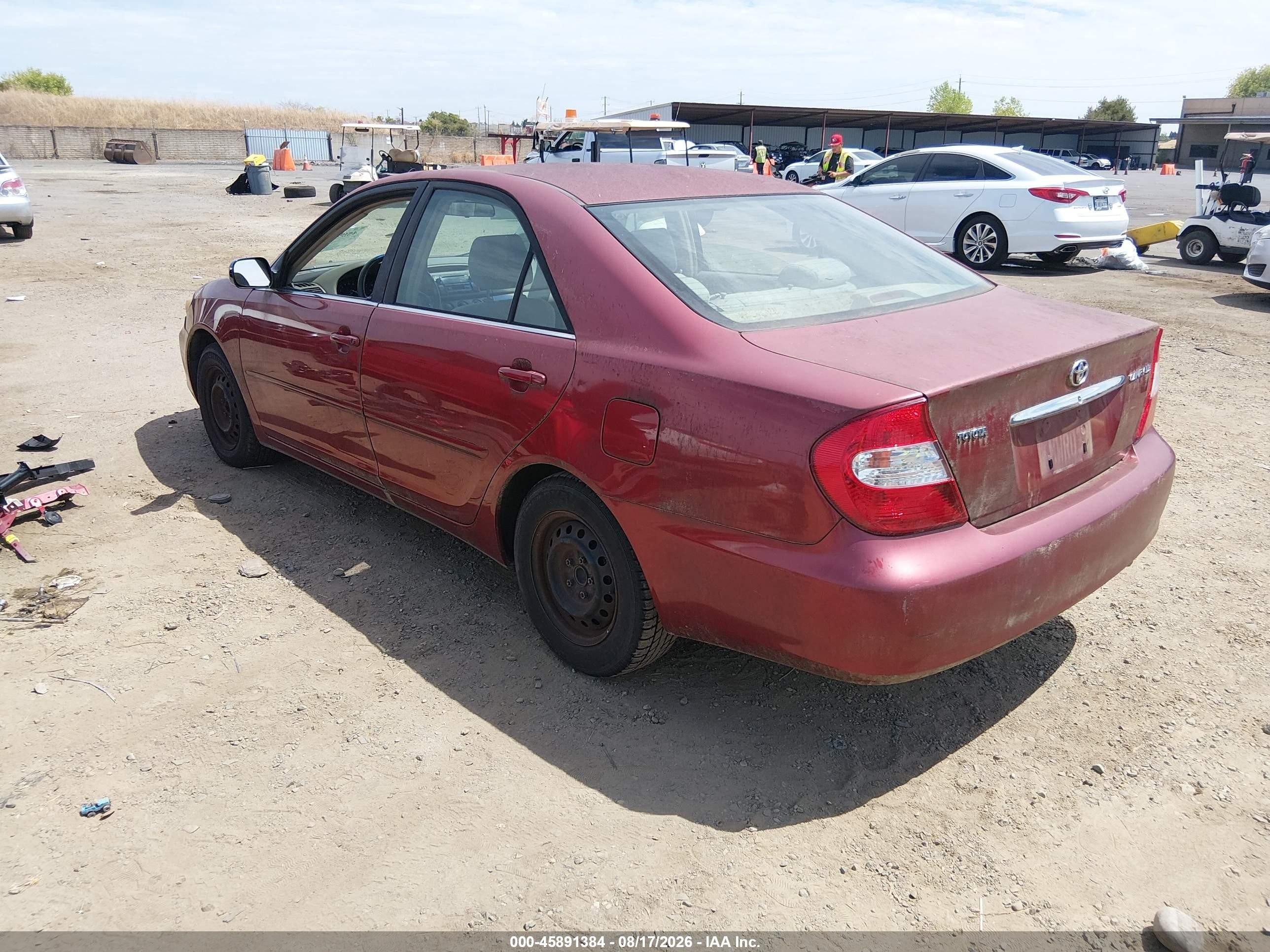 2003 Toyota Camry Le Red vin: JTDBE32K430158288