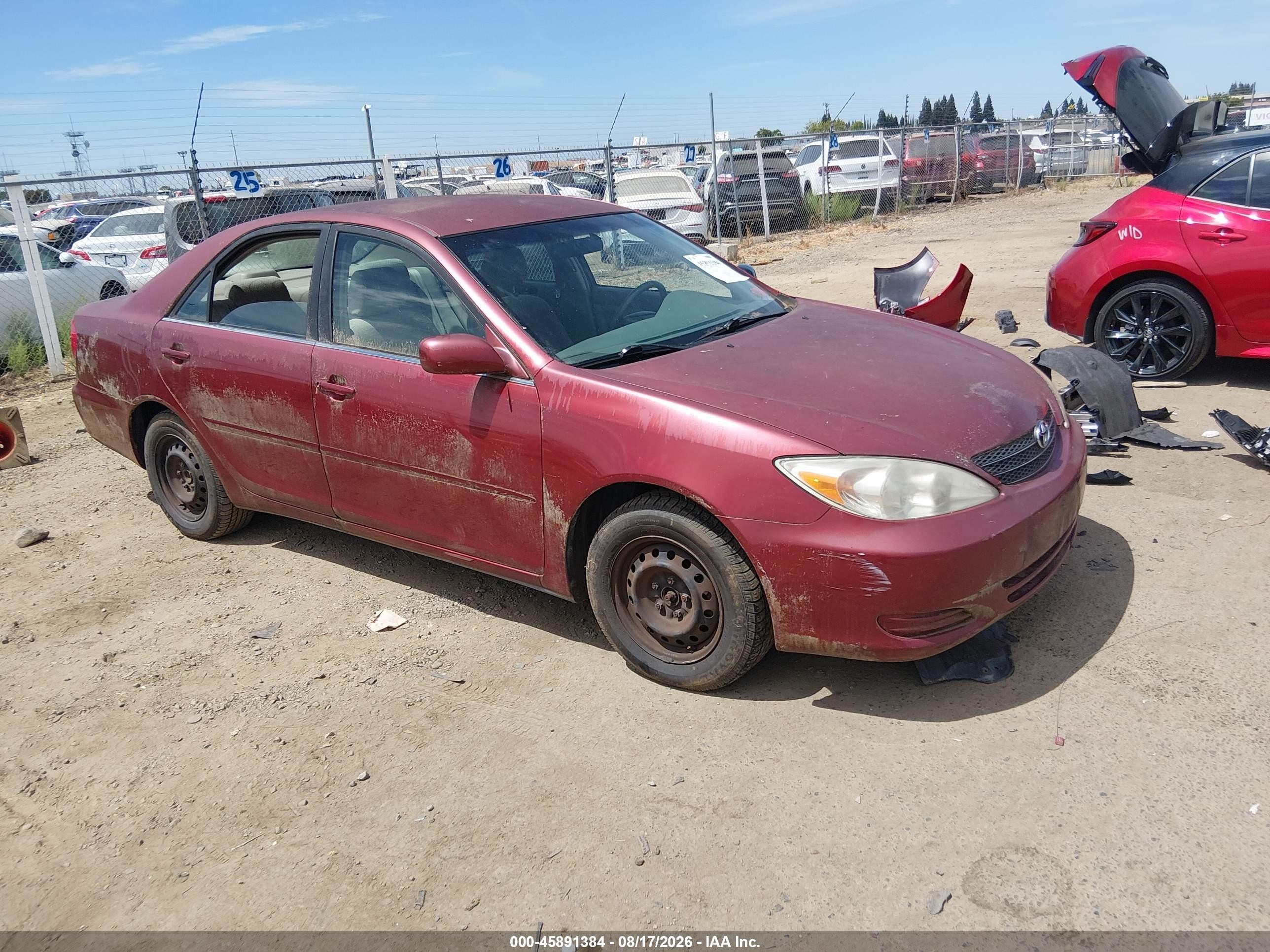 2003 Toyota Camry Le Red vin: JTDBE32K430158288