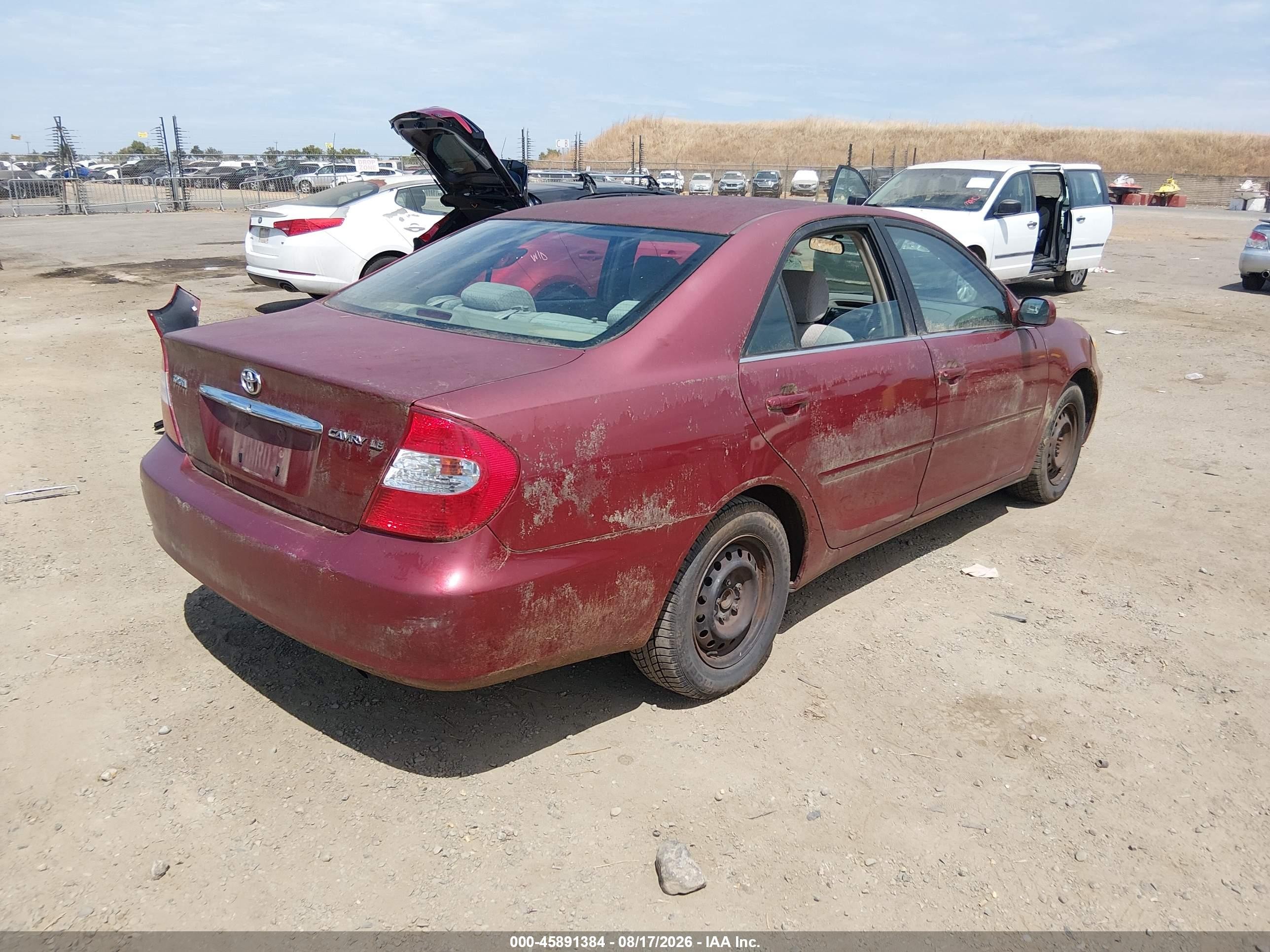 2003 Toyota Camry Le Red vin: JTDBE32K430158288