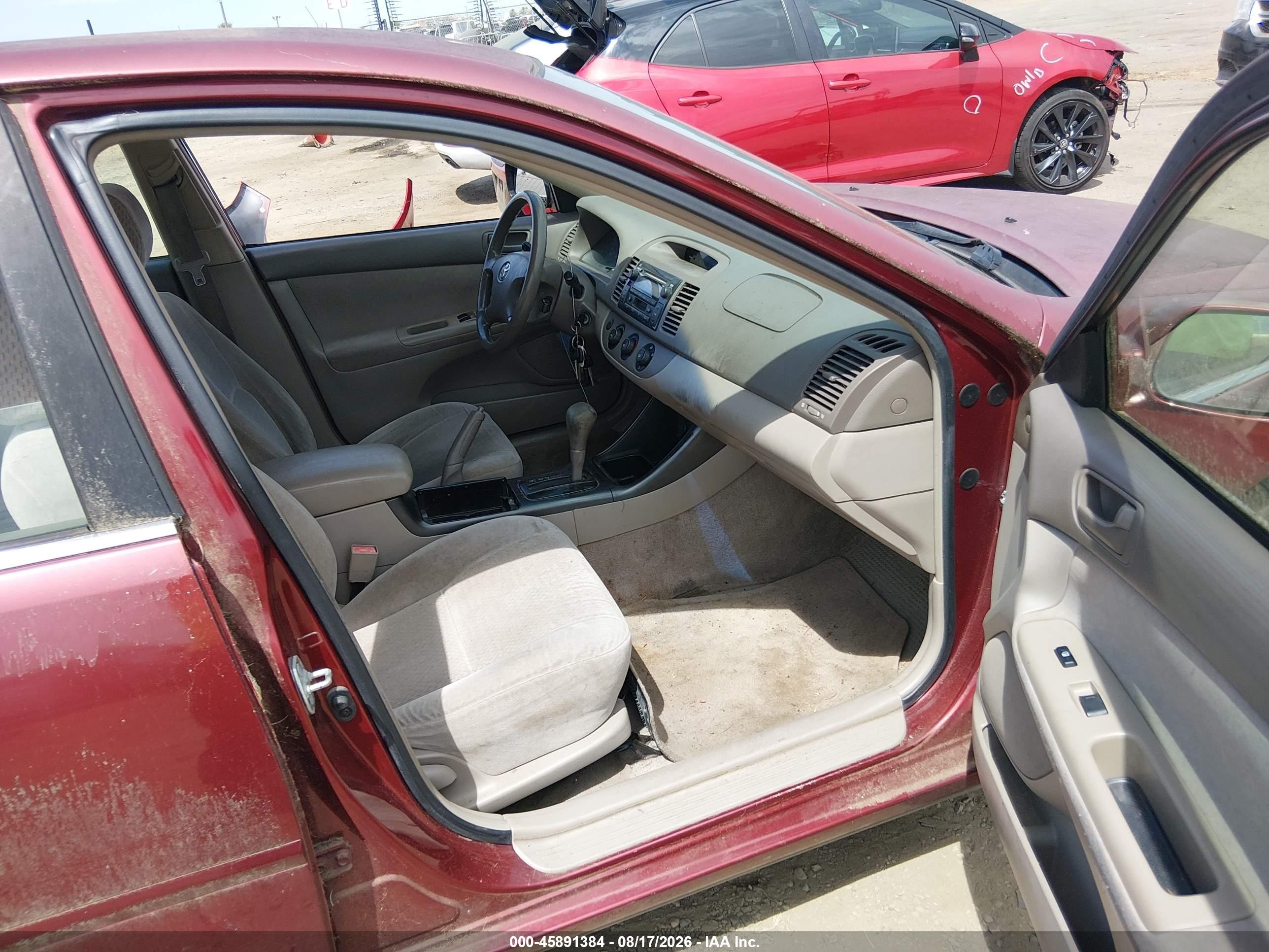 2003 Toyota Camry Le Red vin: JTDBE32K430158288