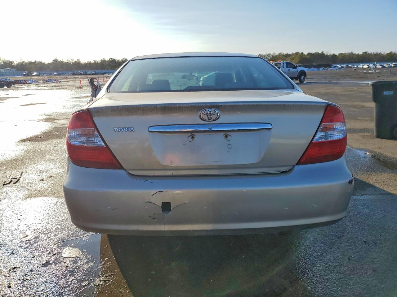 2003 Toyota Corolla Tan vin: JTDBE32K430167279