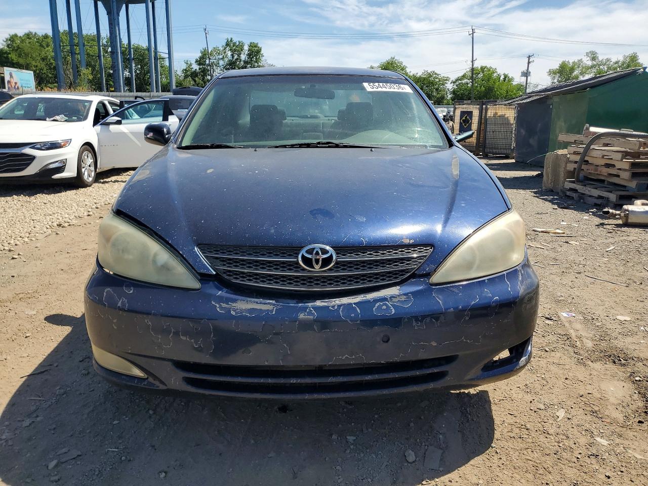 2004 Toyota Camry Le Blue vin: JTDBE32K440254567