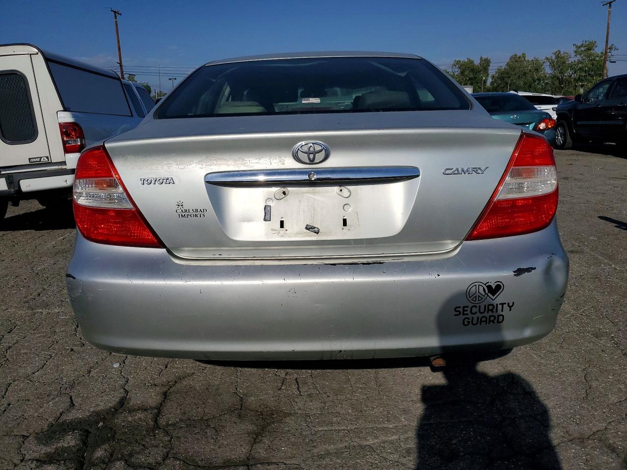 2005 Toyota Camry Standard Silver vin: JTDBE32K453036516