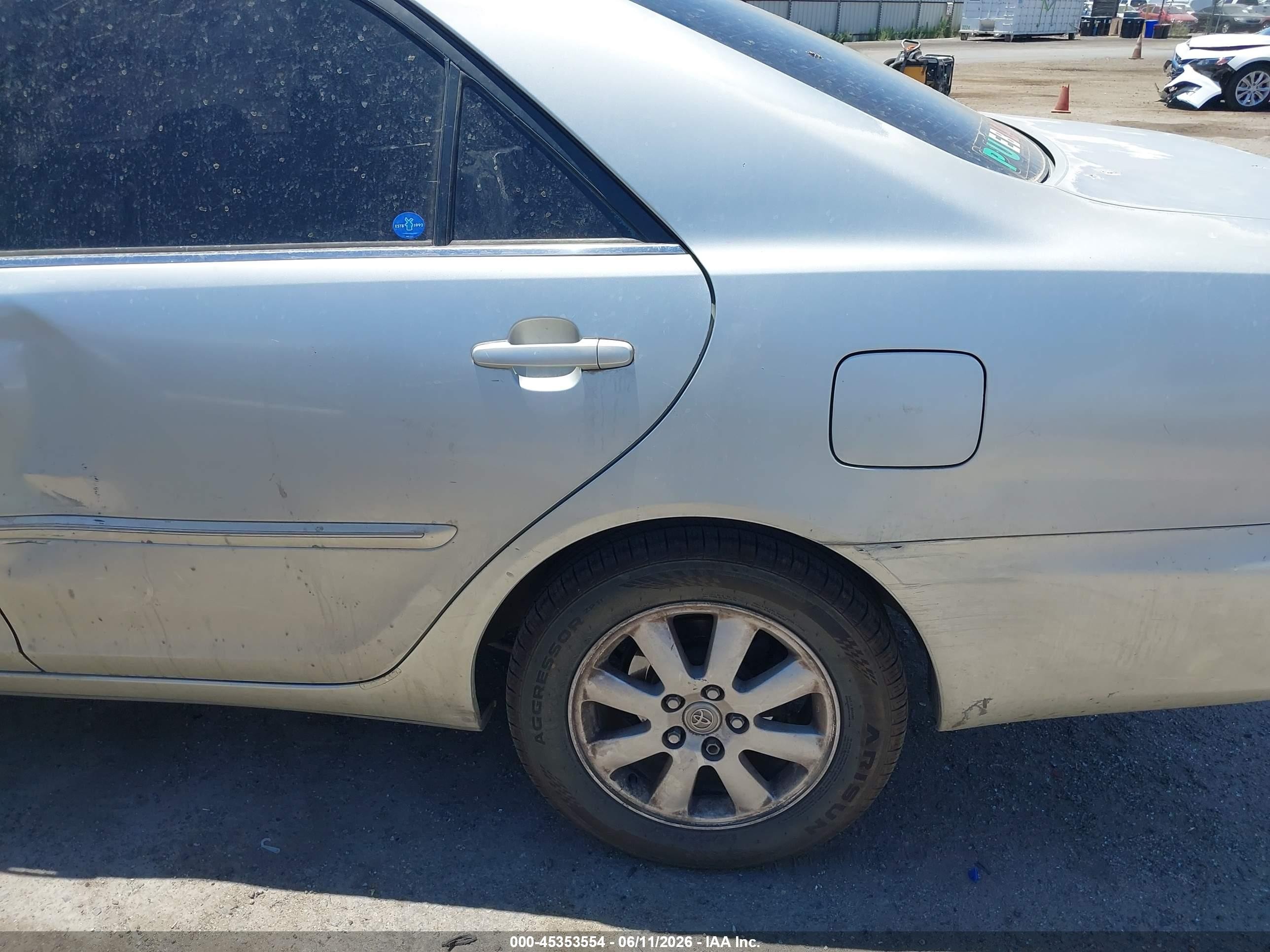 2002 Toyota Camry Xle Gray vin: JTDBE32K520106960