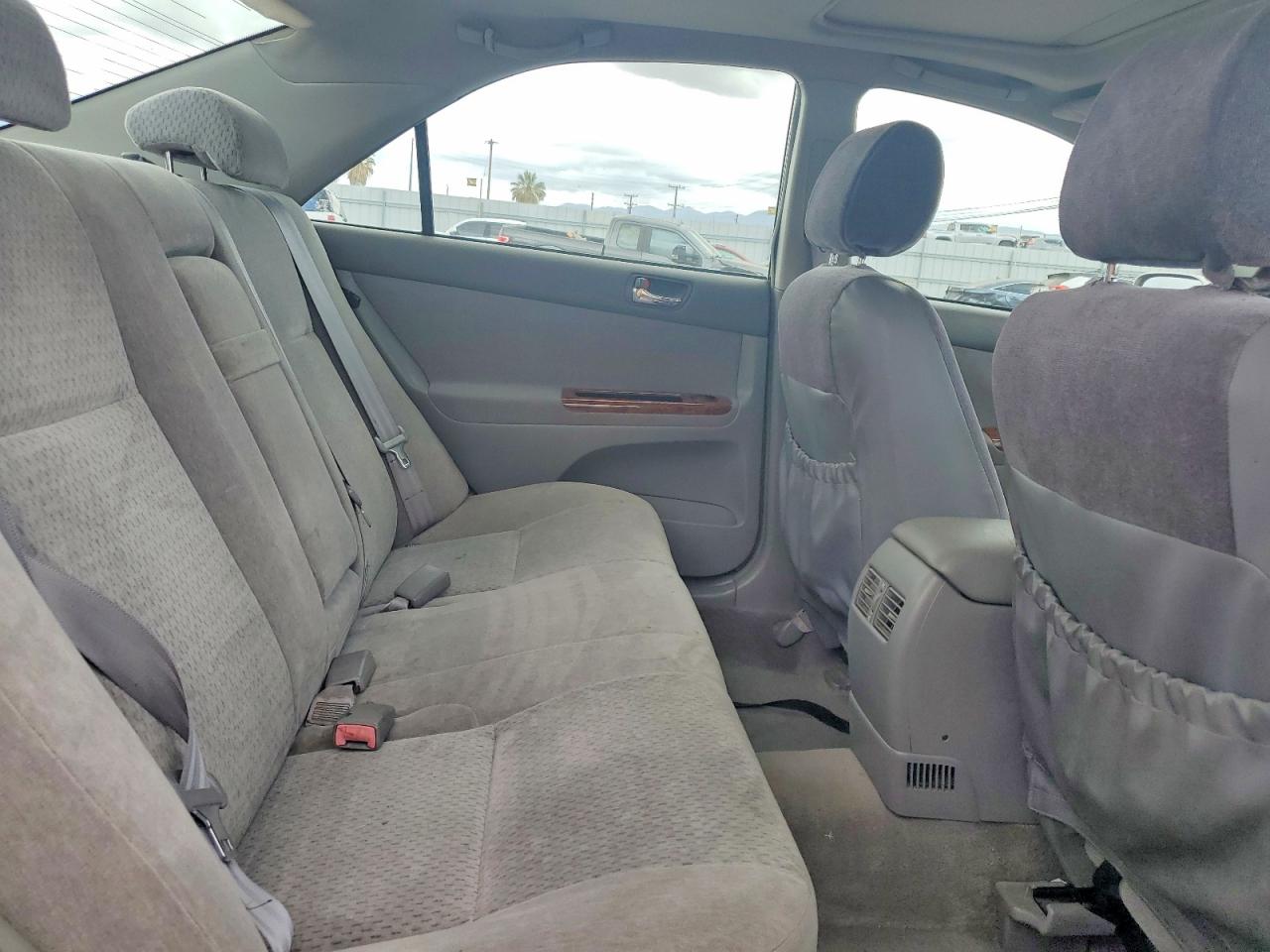 2003 Toyota Camry Xle Silver vin: JTDBE32K530154637