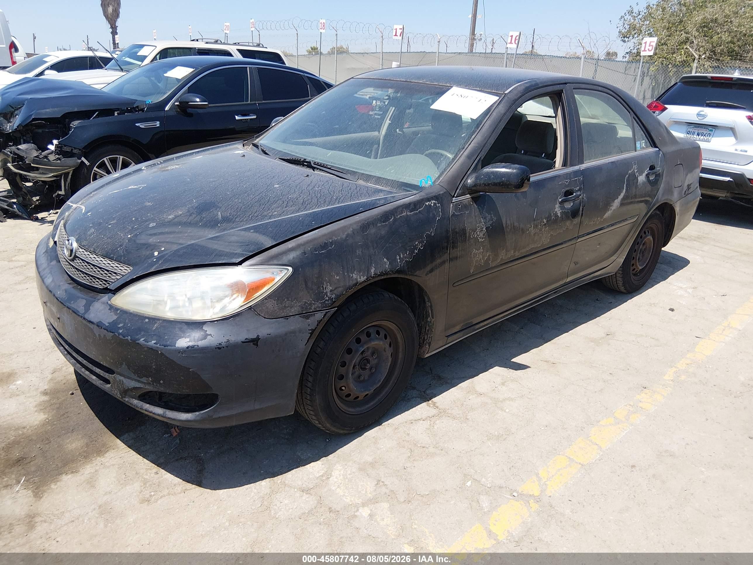 2003 Toyota Camry Le Черный vin: JTDBE32K530184897