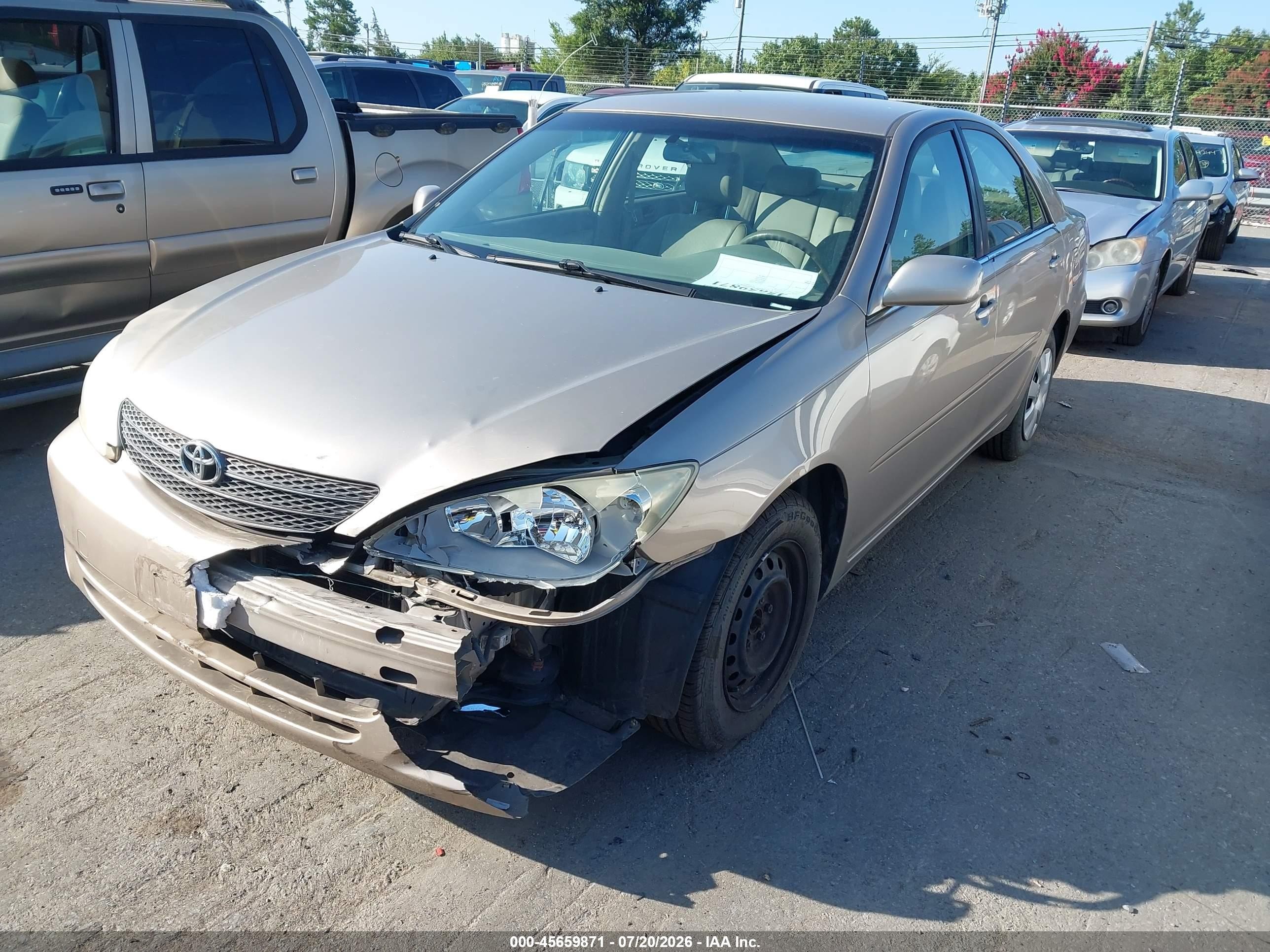 2004 Toyota Camry Le Коричневый vin: JTDBE32K540262001