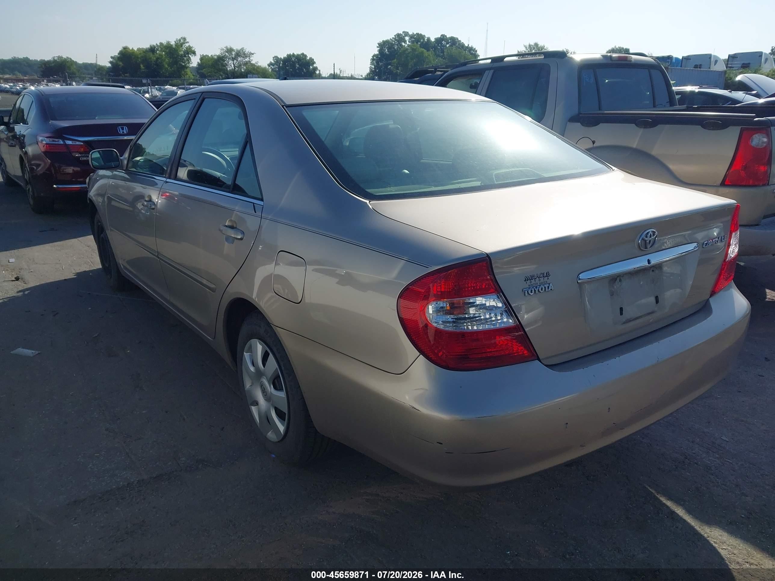 2004 Toyota Camry Le Коричневый vin: JTDBE32K540262001
