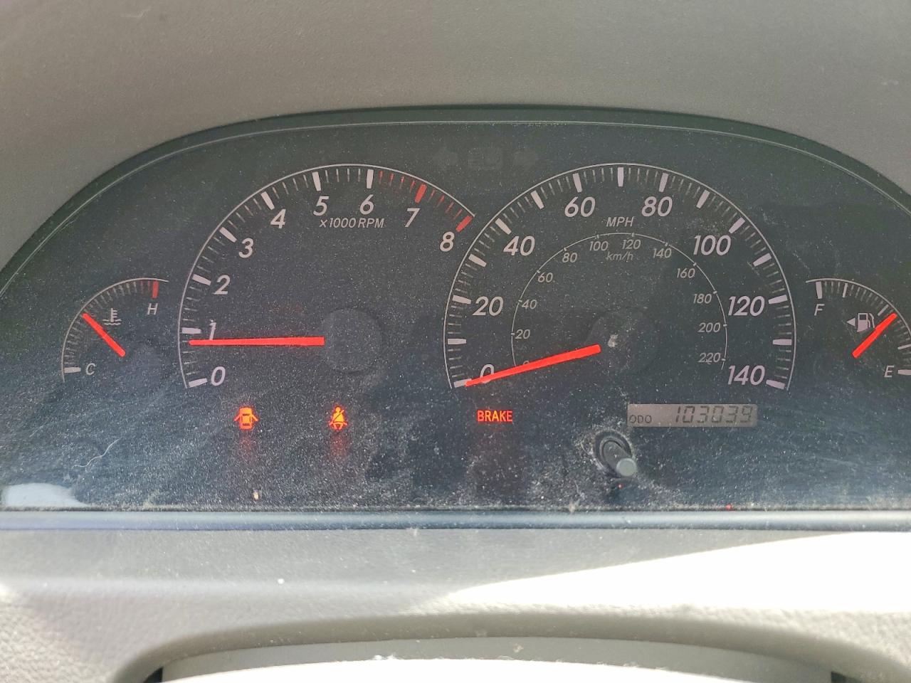 2005 Toyota Camry Standard Silver vin: JTDBE32K550302451