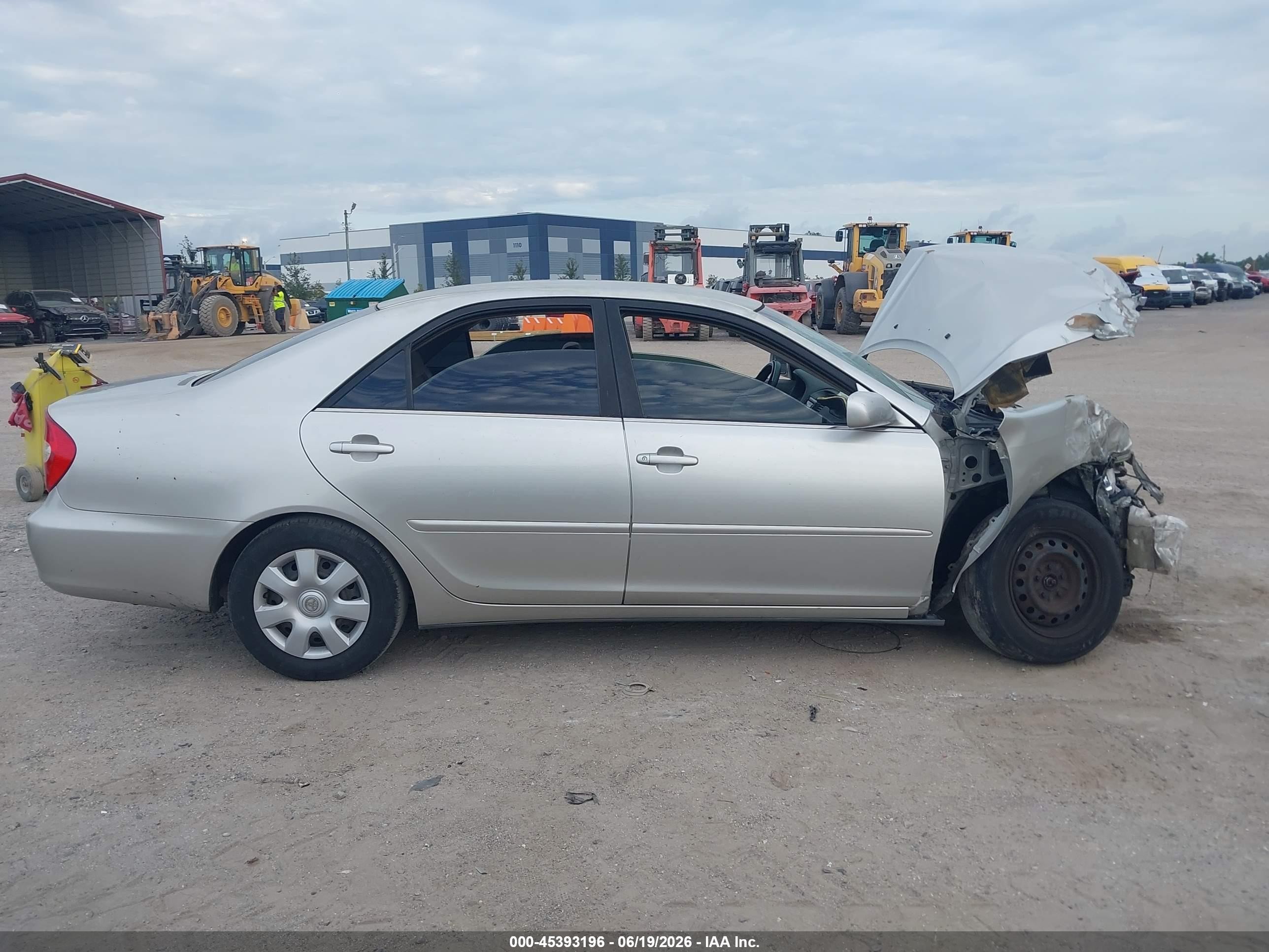 2002 Toyota Camry Le/xle Silver vin: JTDBE32K620007015