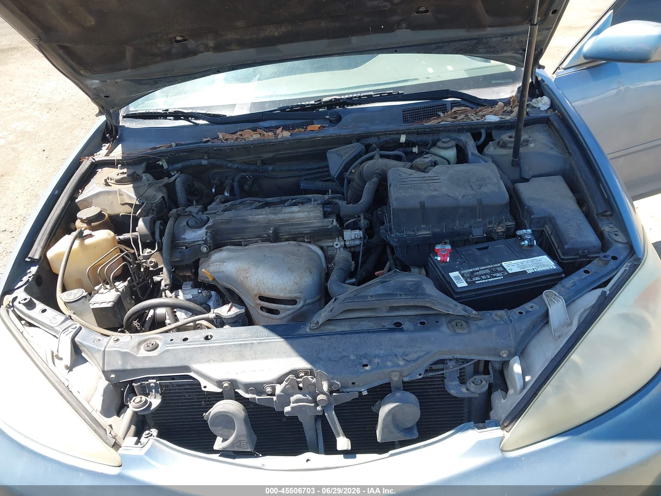 2002 Toyota Camry Le Blue vin: JTDBE32K620029967