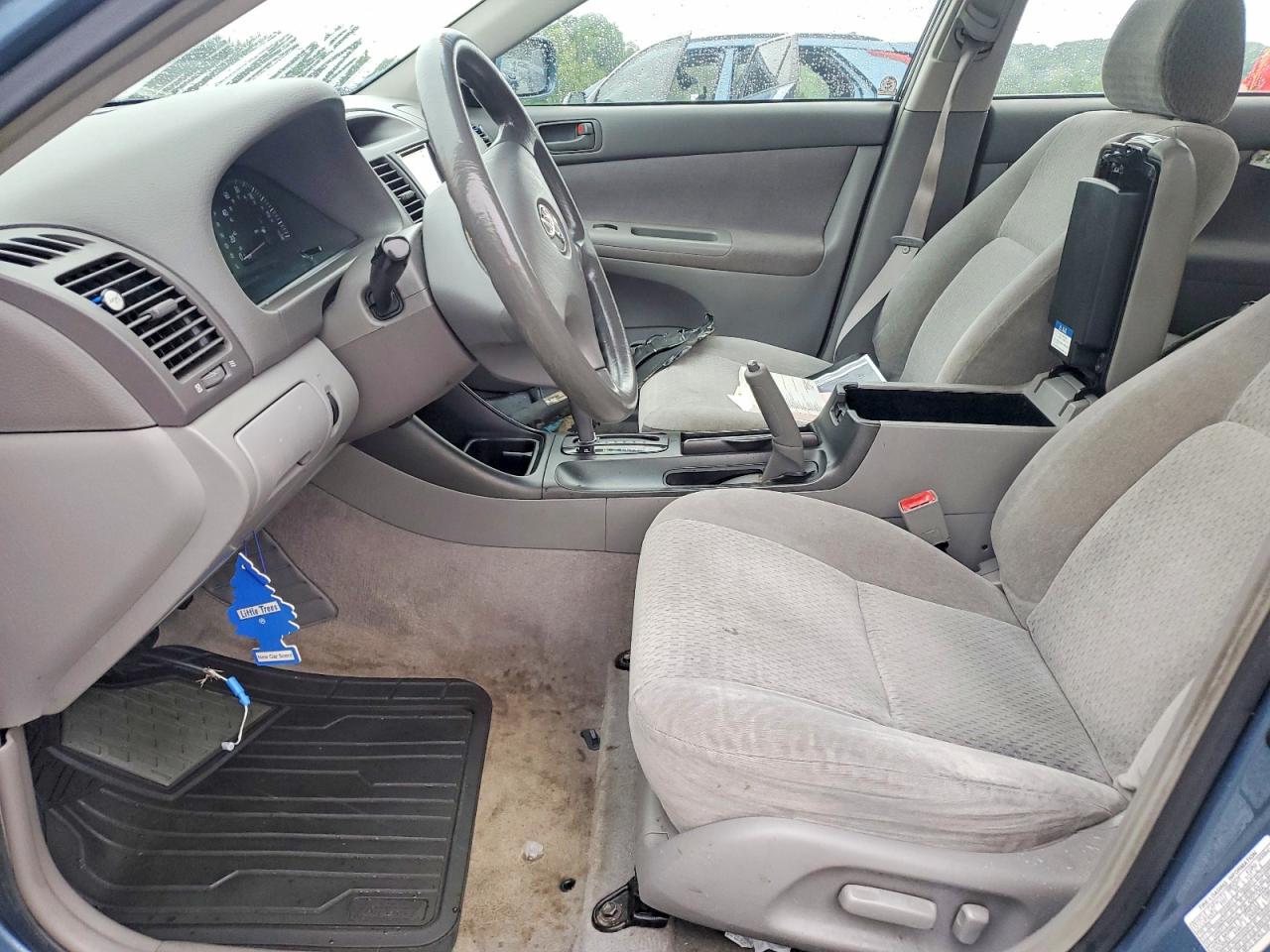 2002 Toyota Camry Blue vin: JTDBE32K620041925