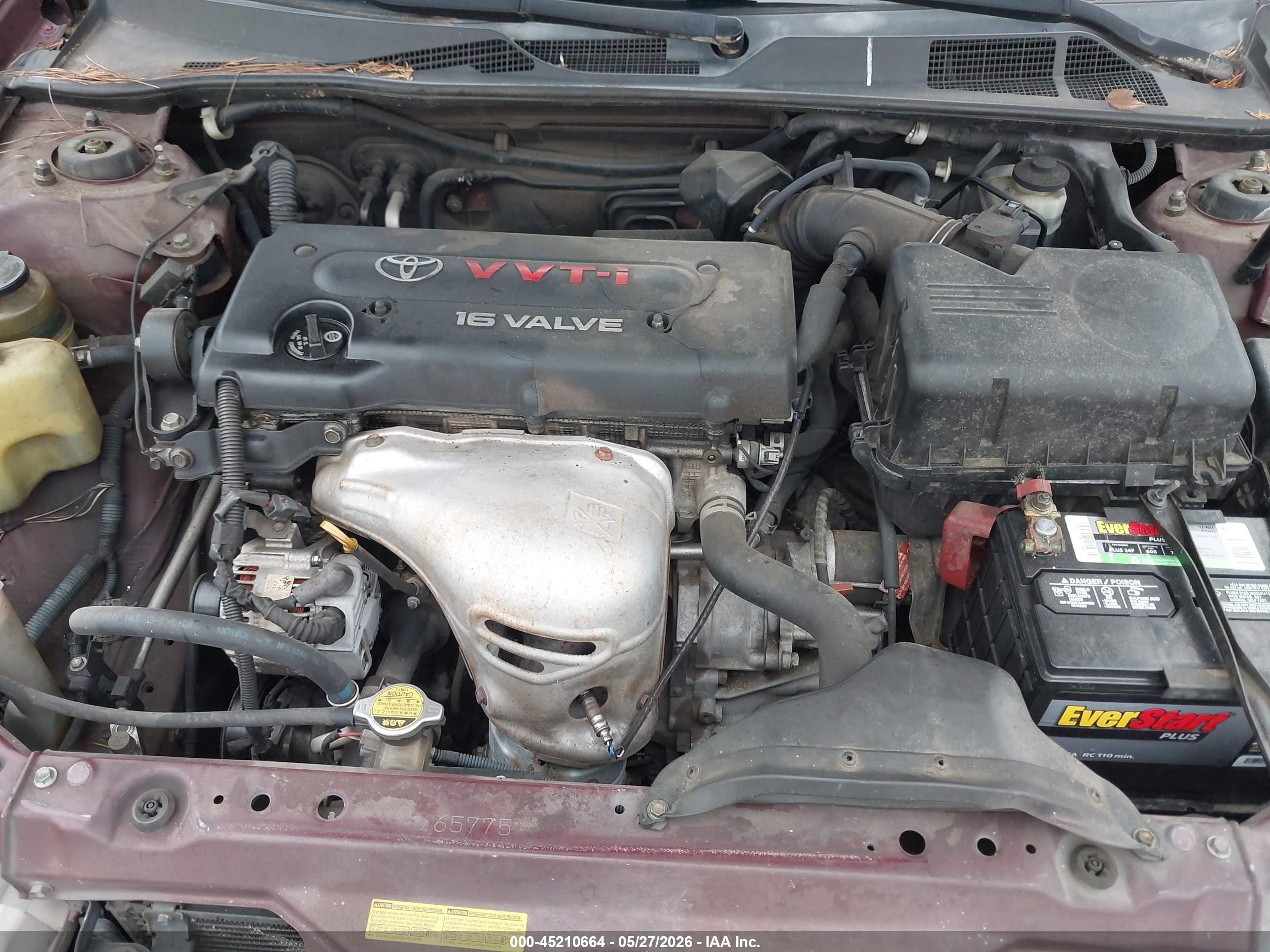 2002 Toyota Camry Le Maroon vin: JTDBE32K620068560
