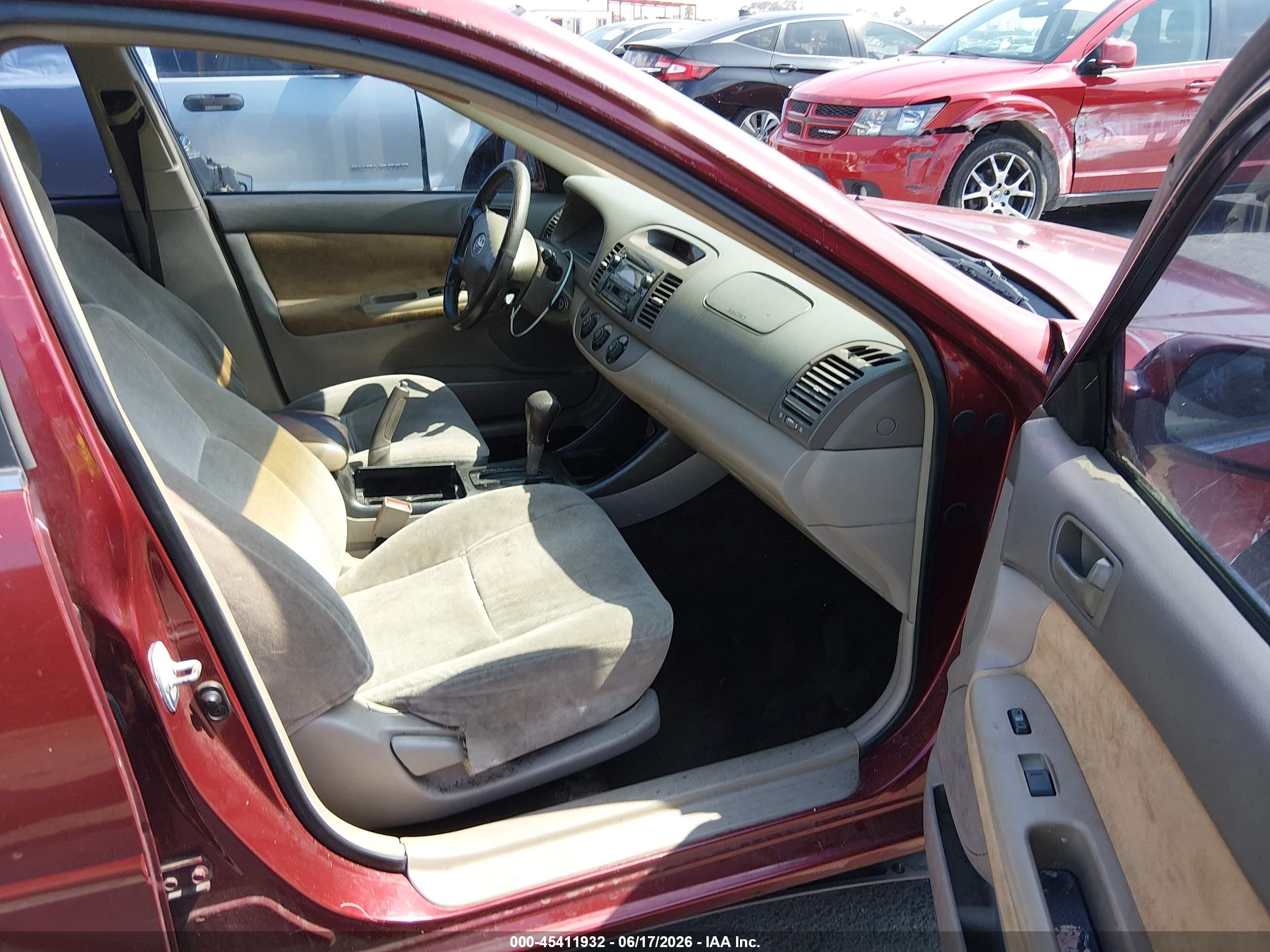 2003 Toyota Camry Le Burgundy vin: JTDBE32K630139838