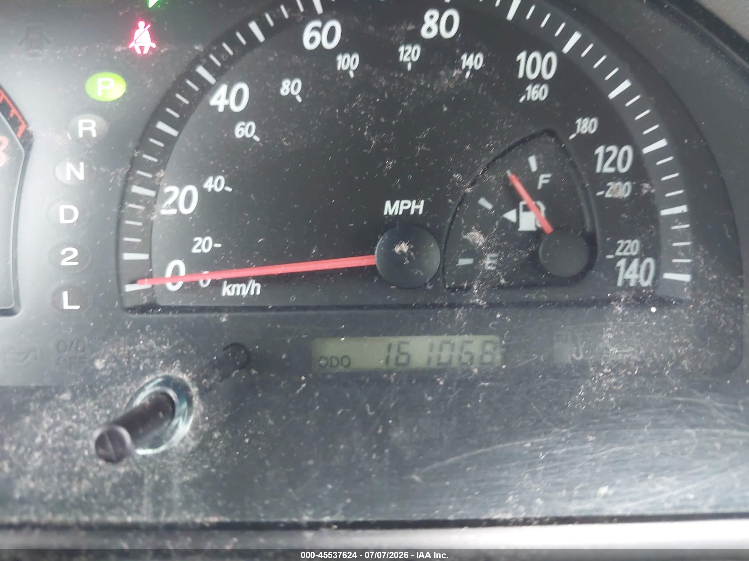 2003 Toyota Camry Le Серый vin: JTDBE32K630147650