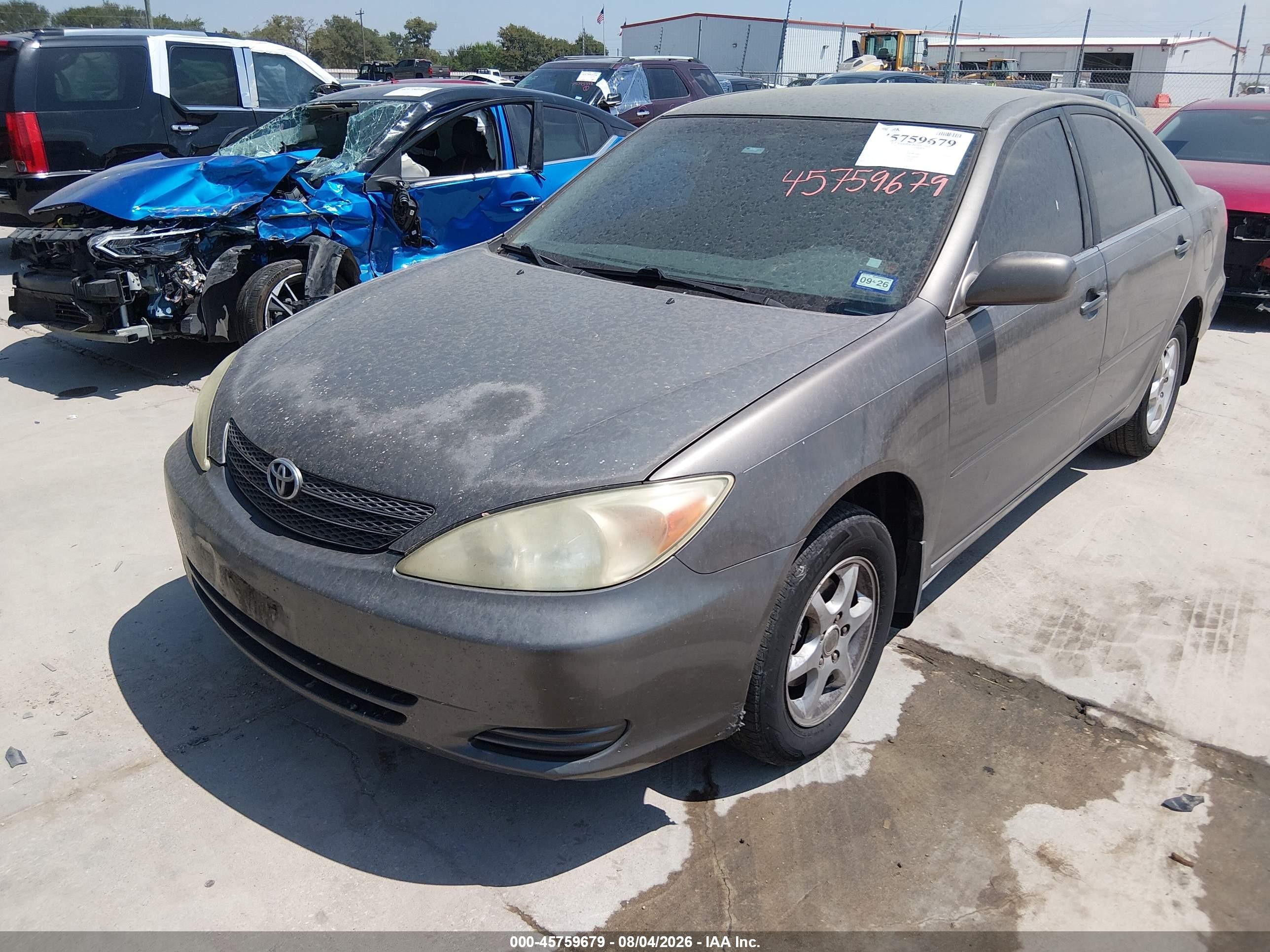 2004 Toyota Camry Le Желто-коричневый vin: JTDBE32K640245871