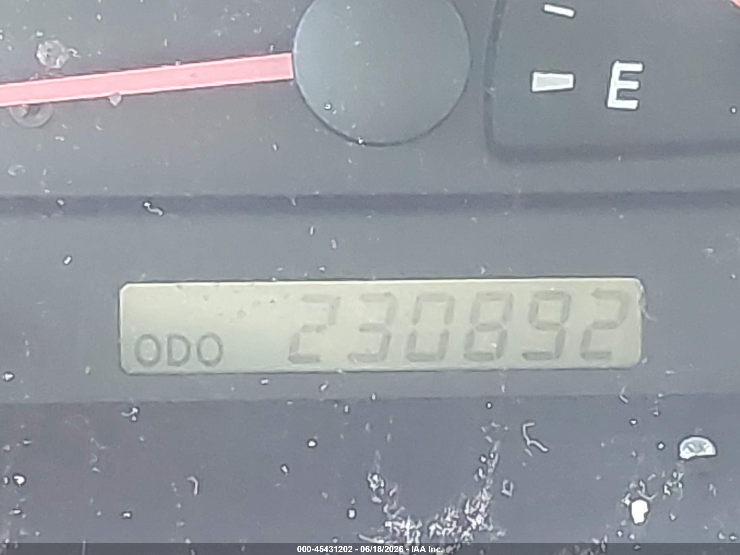 2004 Toyota Camry Xle Синий vin: JTDBE32K640269880