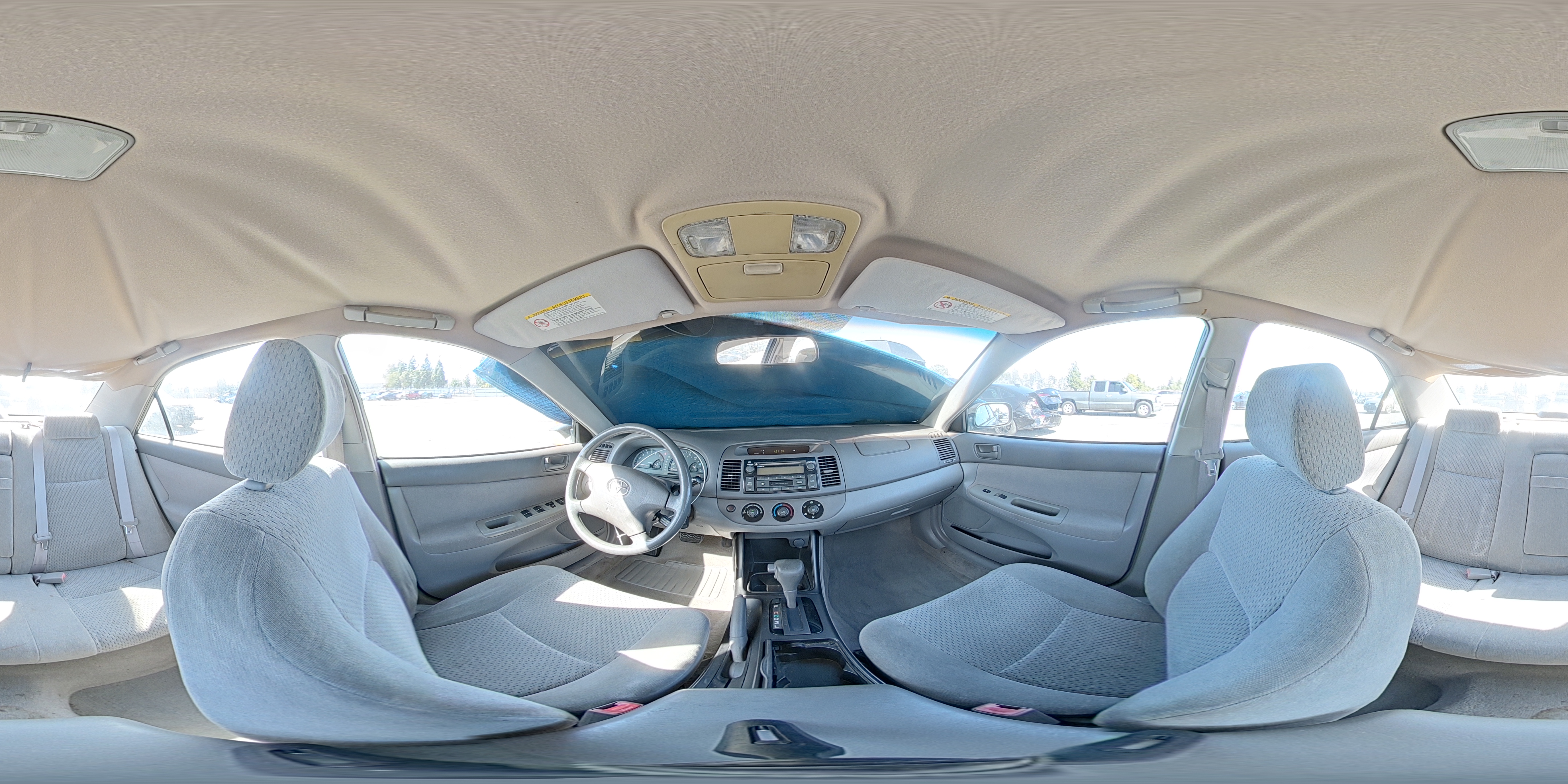 2002 Toyota Camry Le Green vin: JTDBE32K720021568