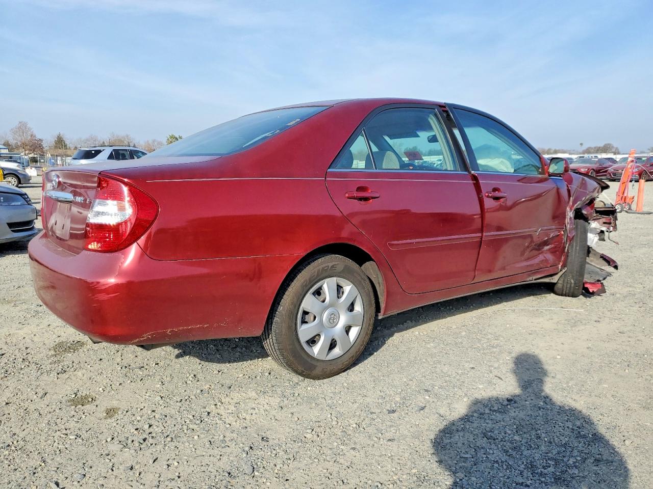 2002 Toyota Camry Le Бордовый vin: JTDBE32K720093483
