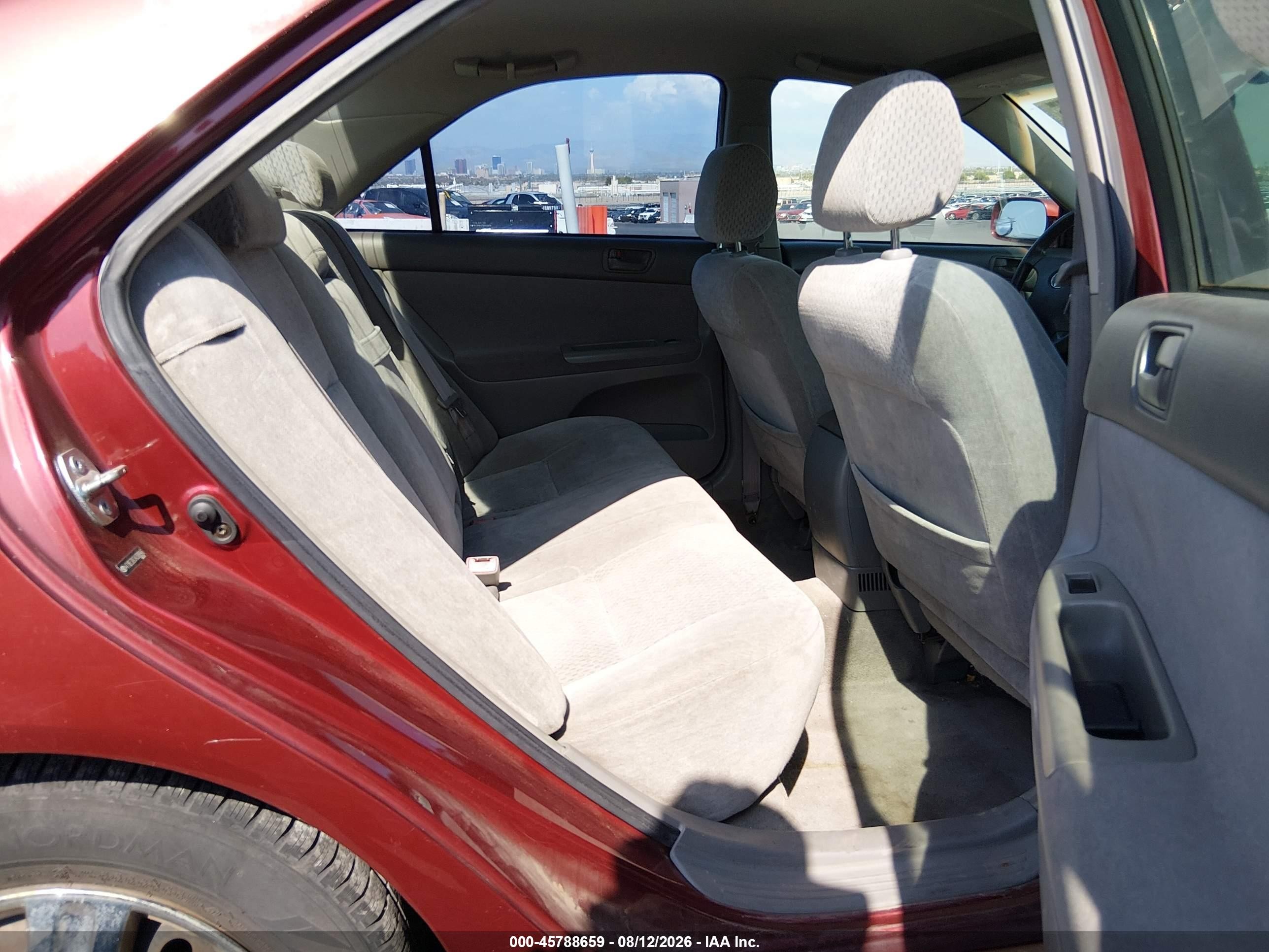 2003 Toyota Camry Le Red vin: JTDBE32K730170208