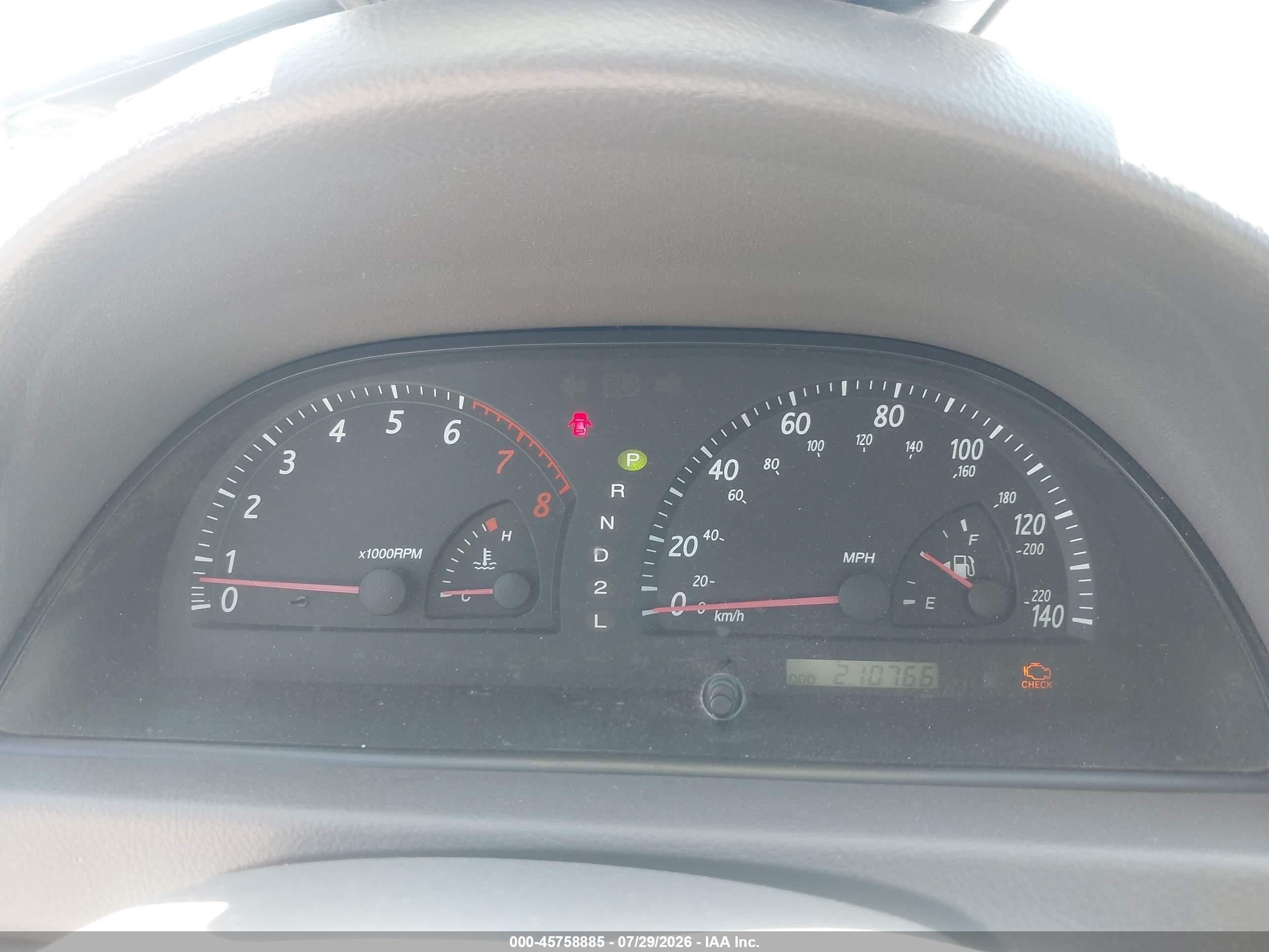 2003 Toyota Camry Le Silver vin: JTDBE32K730235459