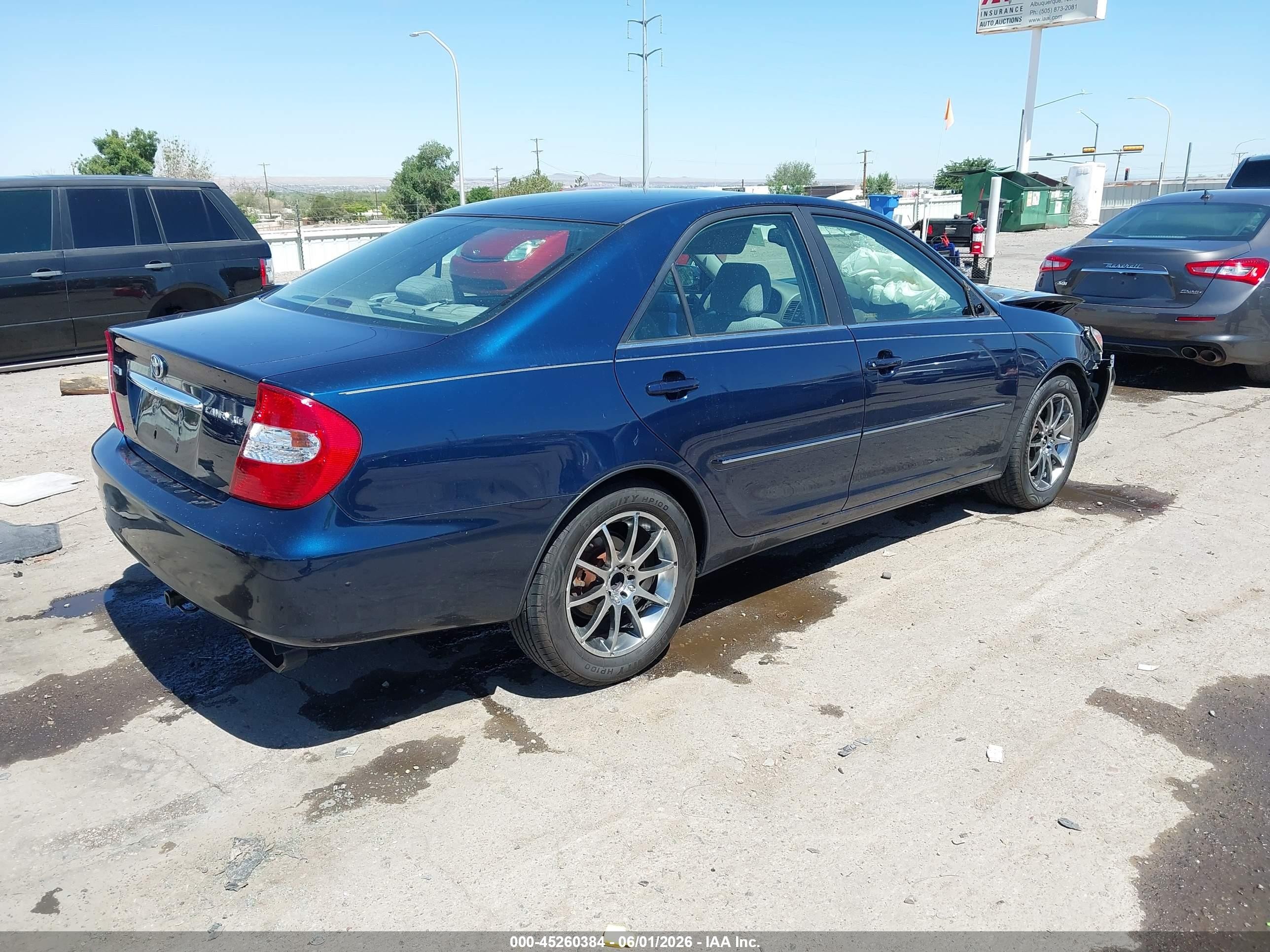 2003 Toyota Camry Xle Blue vin: JTDBE32K830230531