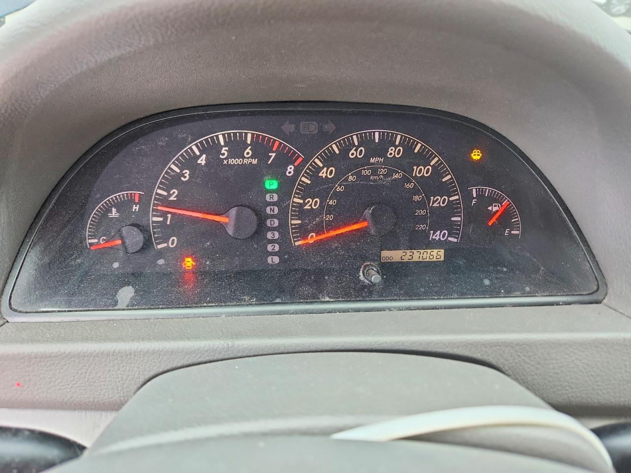 2006 Toyota Camry Le Blue vin: JTDBE32K863060433
