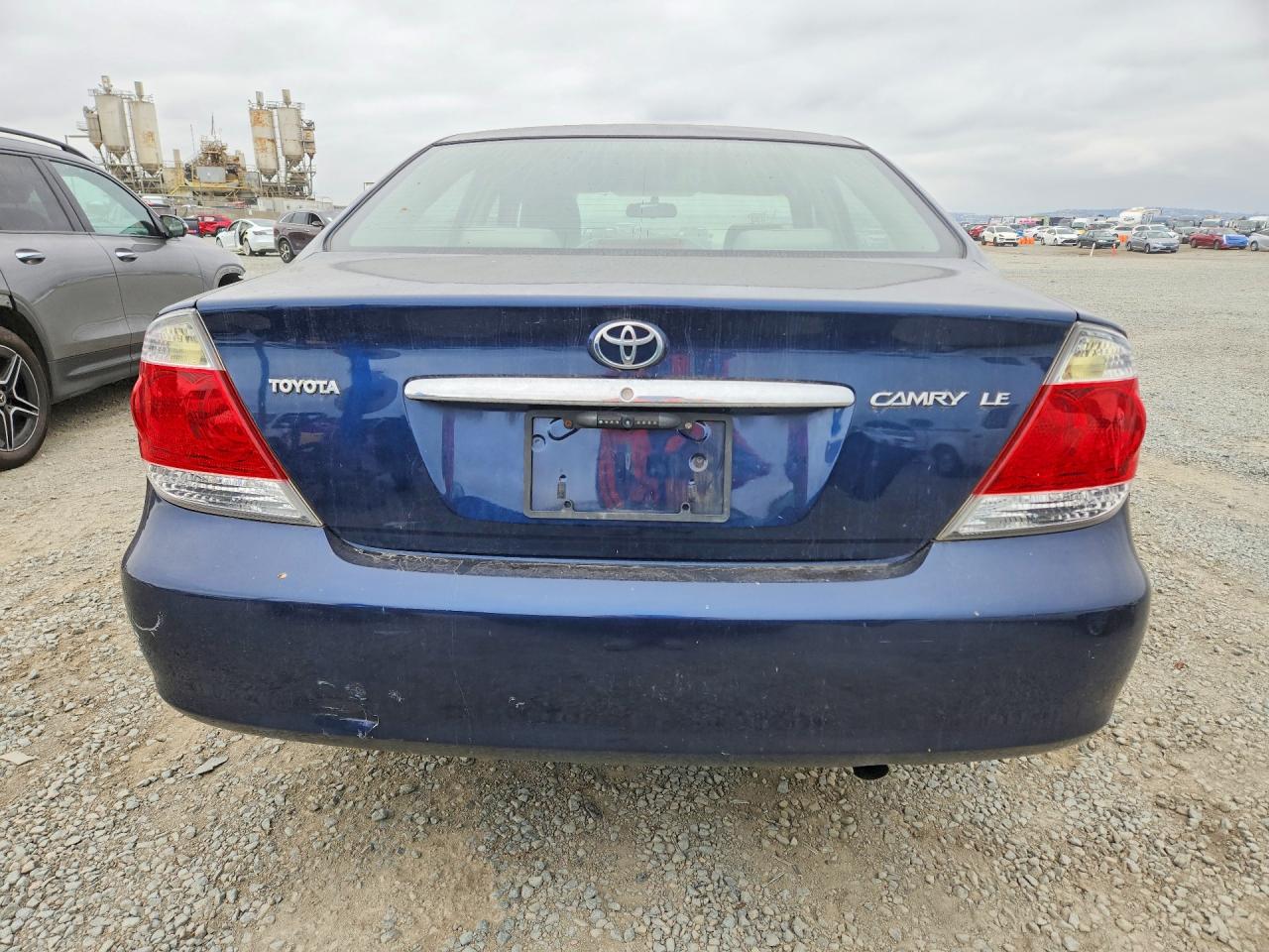 2006 Toyota Camry Le Blue vin: JTDBE32K863060433