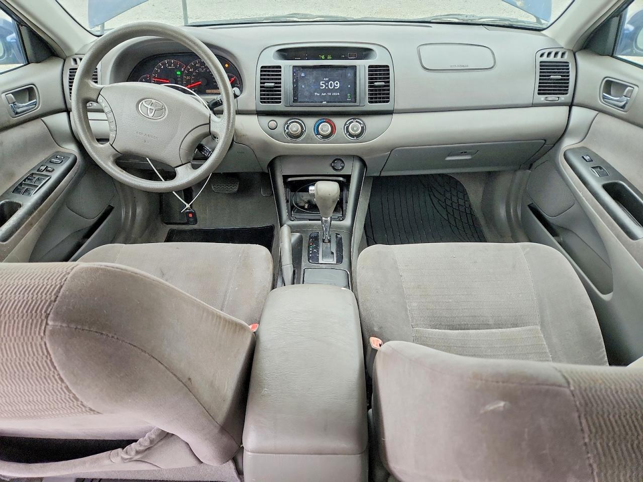 2006 Toyota Camry Le Blue vin: JTDBE32K863060433