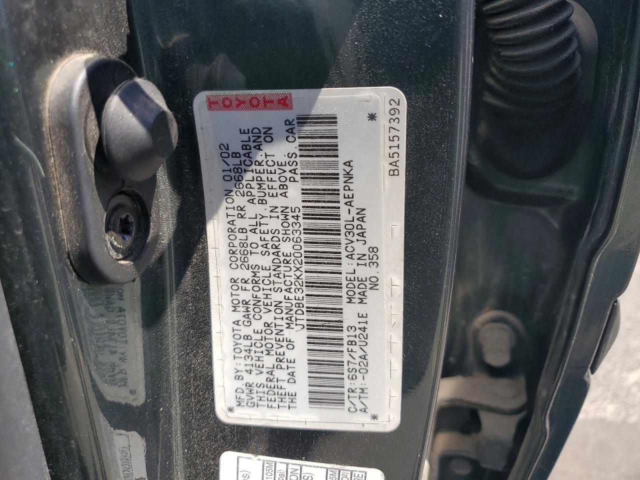 2002 Toyota Camry Le Green vin: JTDBE32KX20063345
