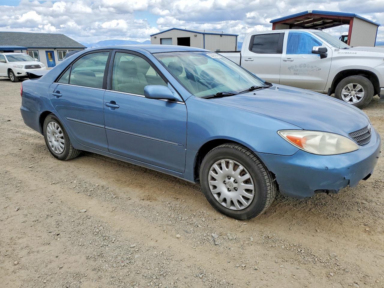 2003 Toyota Camry Xle Blue vin: JTDBE32KX30170834