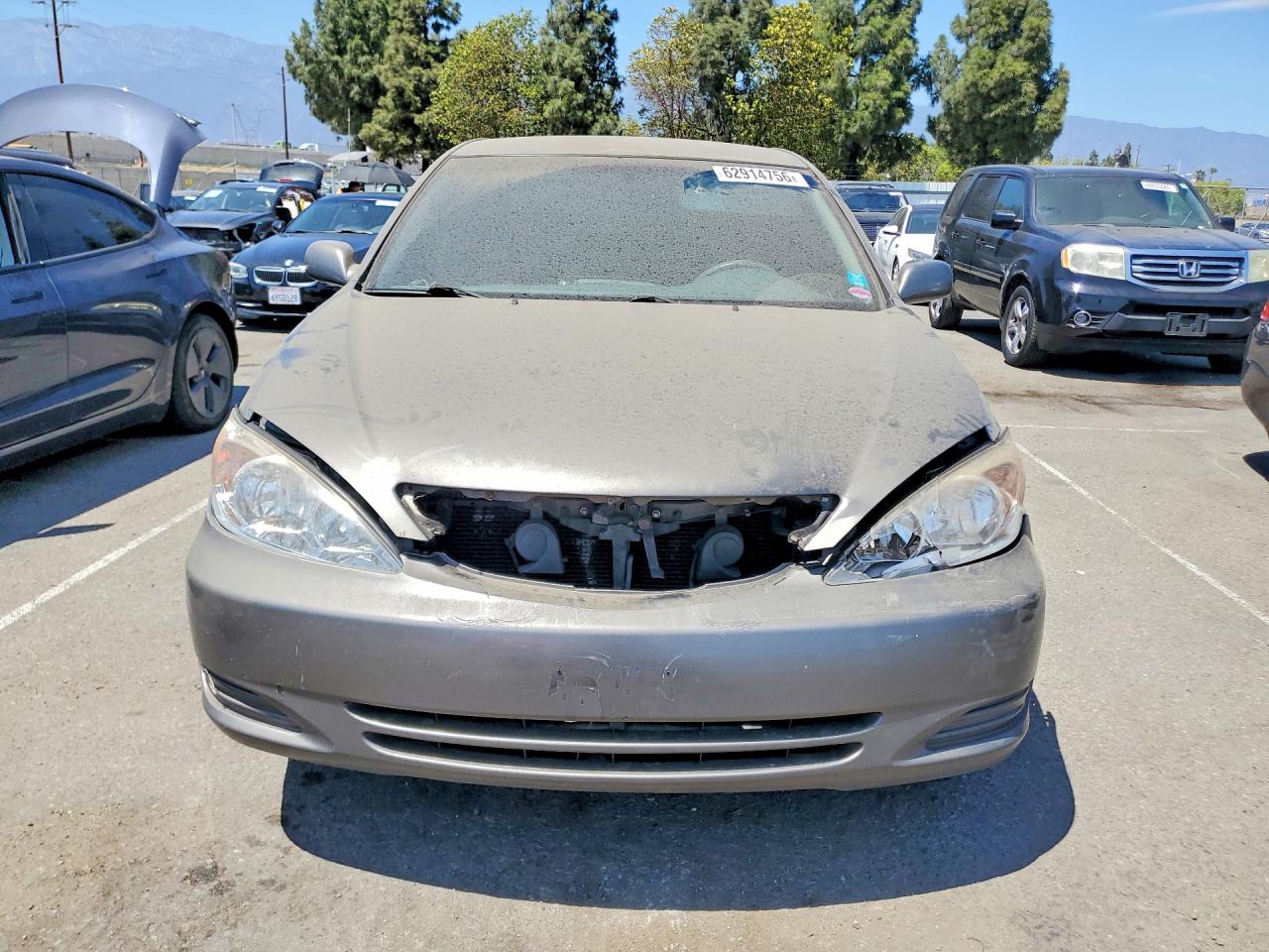 2003 Toyota Camry Le Gray vin: JTDBE32KX30172888